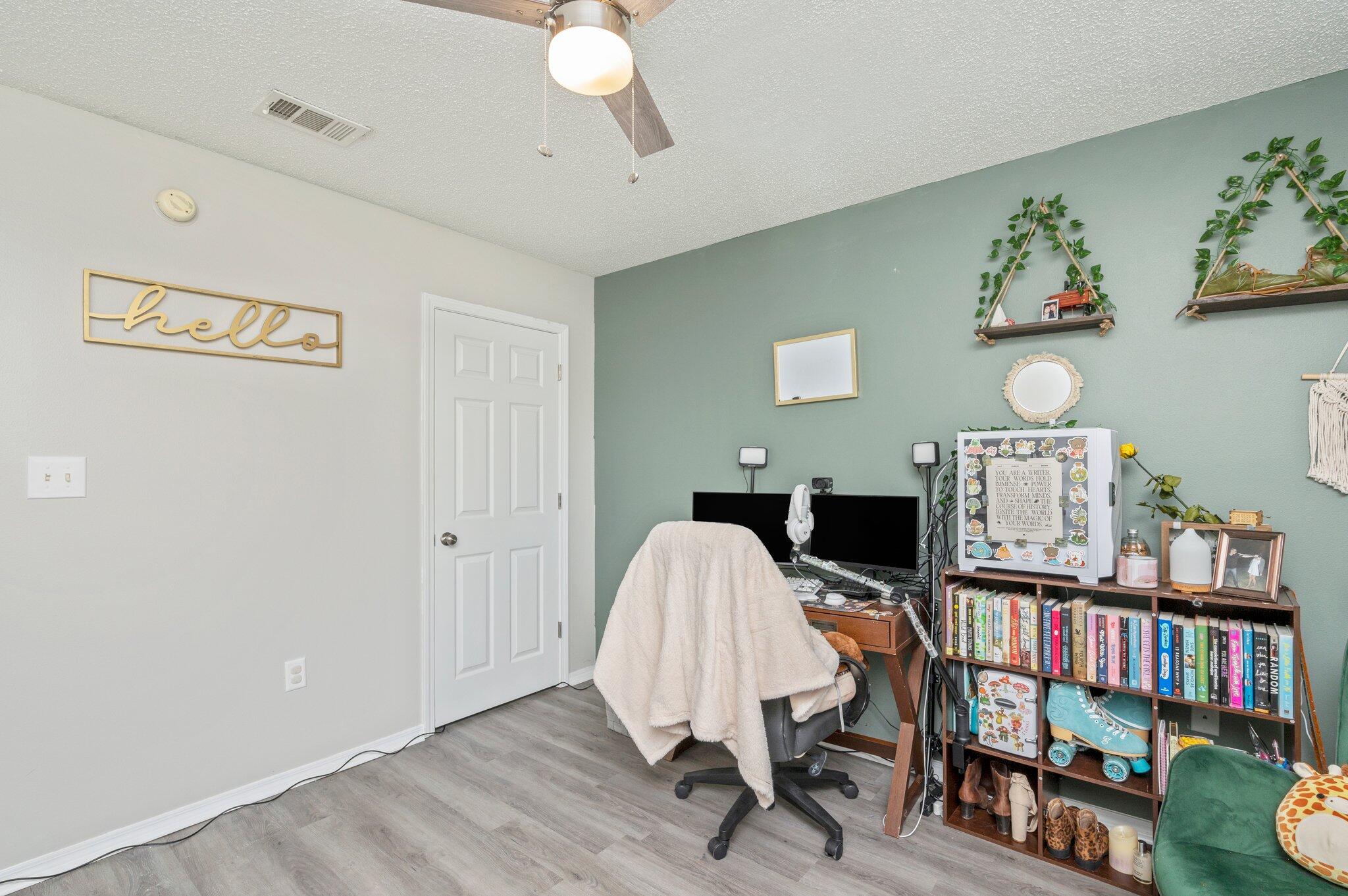 RIVERCHASE S/D PH 1 - Residential