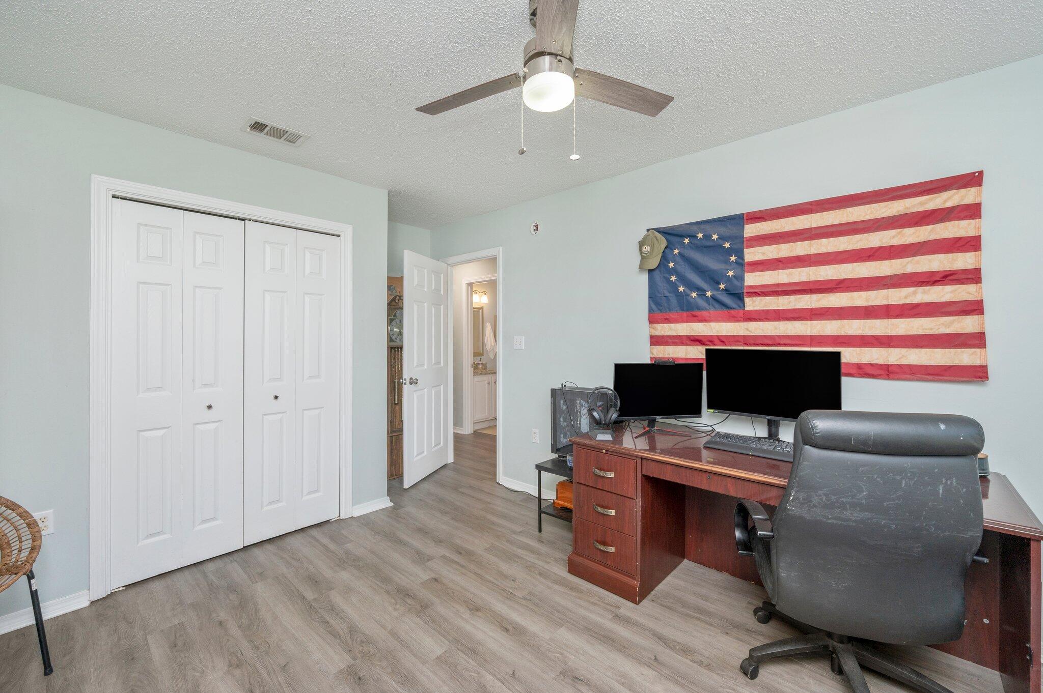 RIVERCHASE S/D PH 1 - Residential