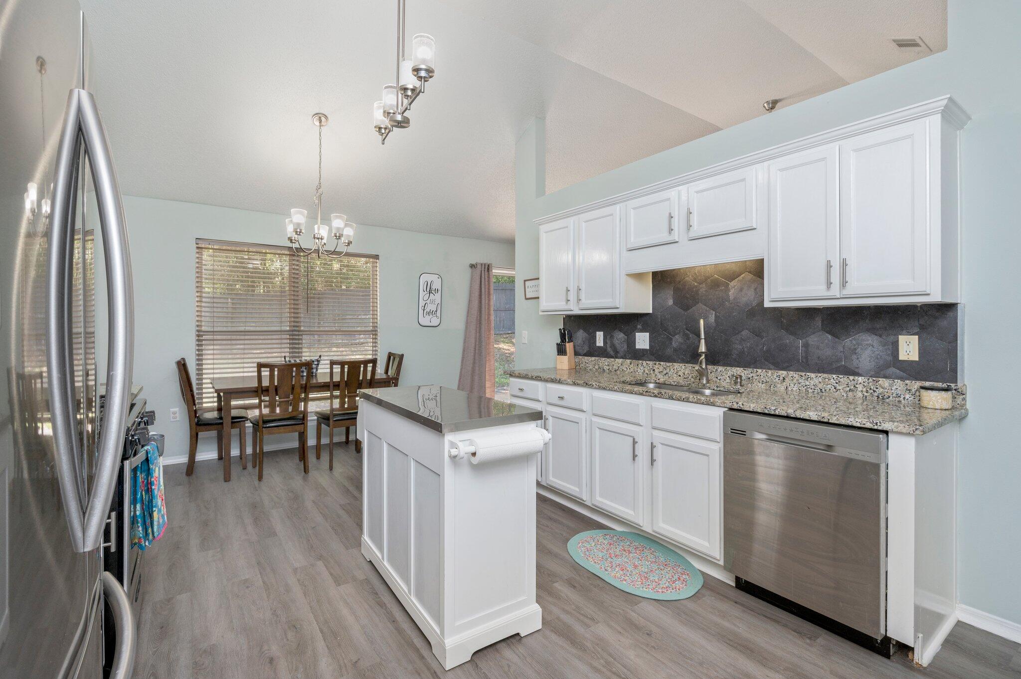 RIVERCHASE S/D PH 1 - Residential