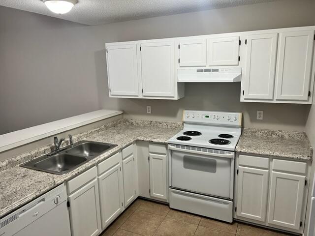 BELL-BROOK ESTATES 1ST ADDN - Residential Lease