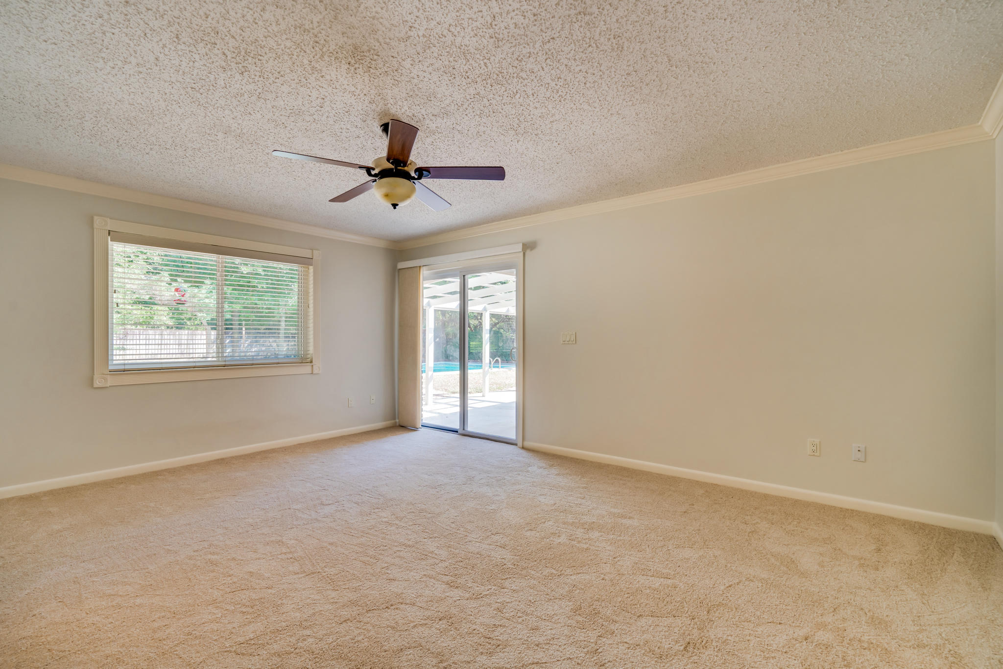 ROCKY BAYOU ESTATES 04 - Residential