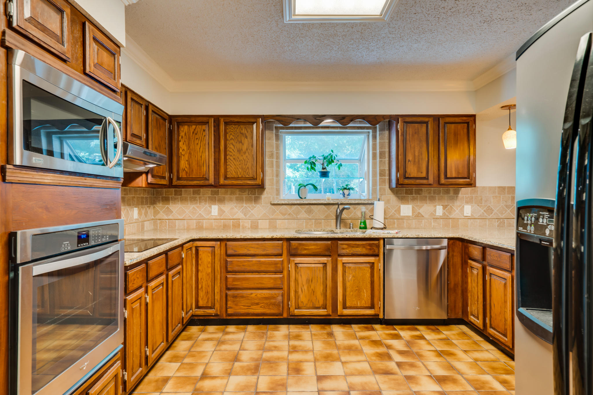 ROCKY BAYOU ESTATES 04 - Residential