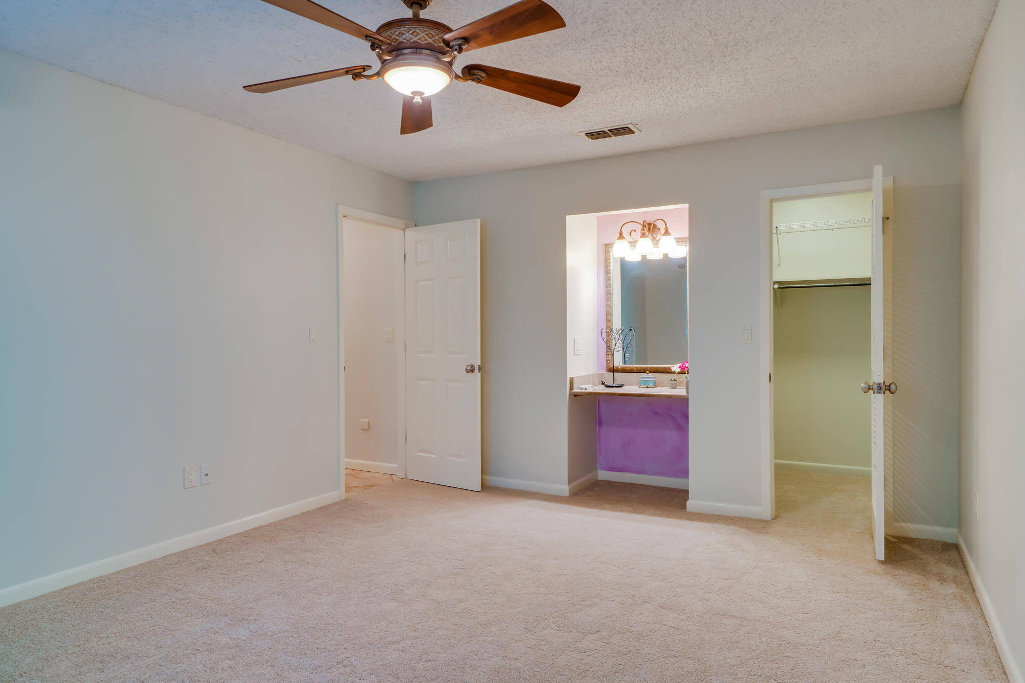 ROCKY BAYOU ESTATES 04 - Residential