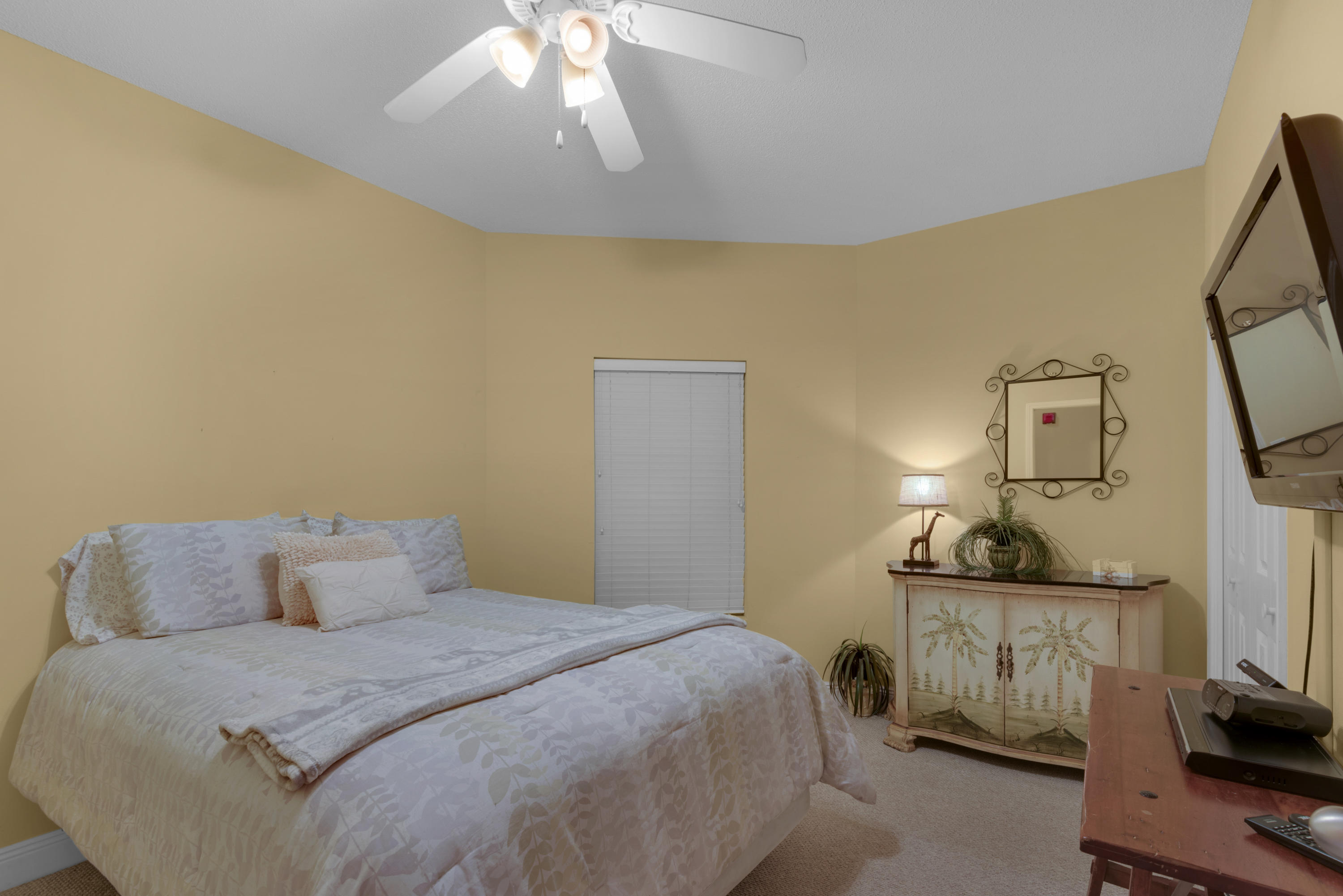 BLUE DOLPHIN CONDO - Residential