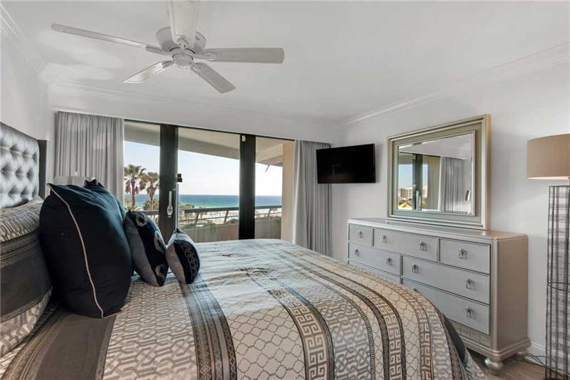 EDGEWATER BEACH CONDO PH 1 - Residential