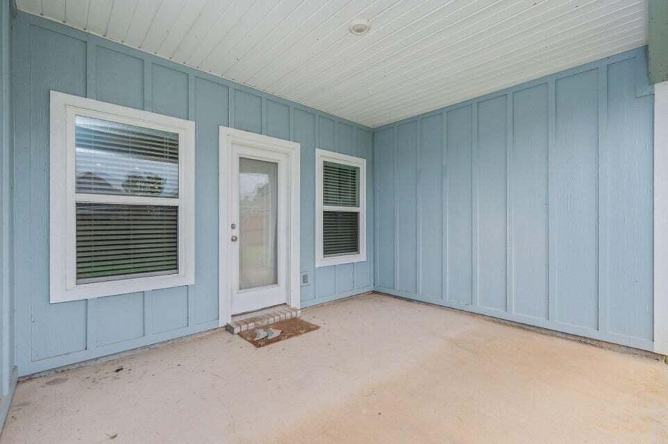 MAGNOLIA CREEK - Residential Lease