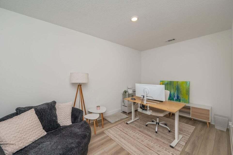 MAGNOLIA CREEK - Residential Lease