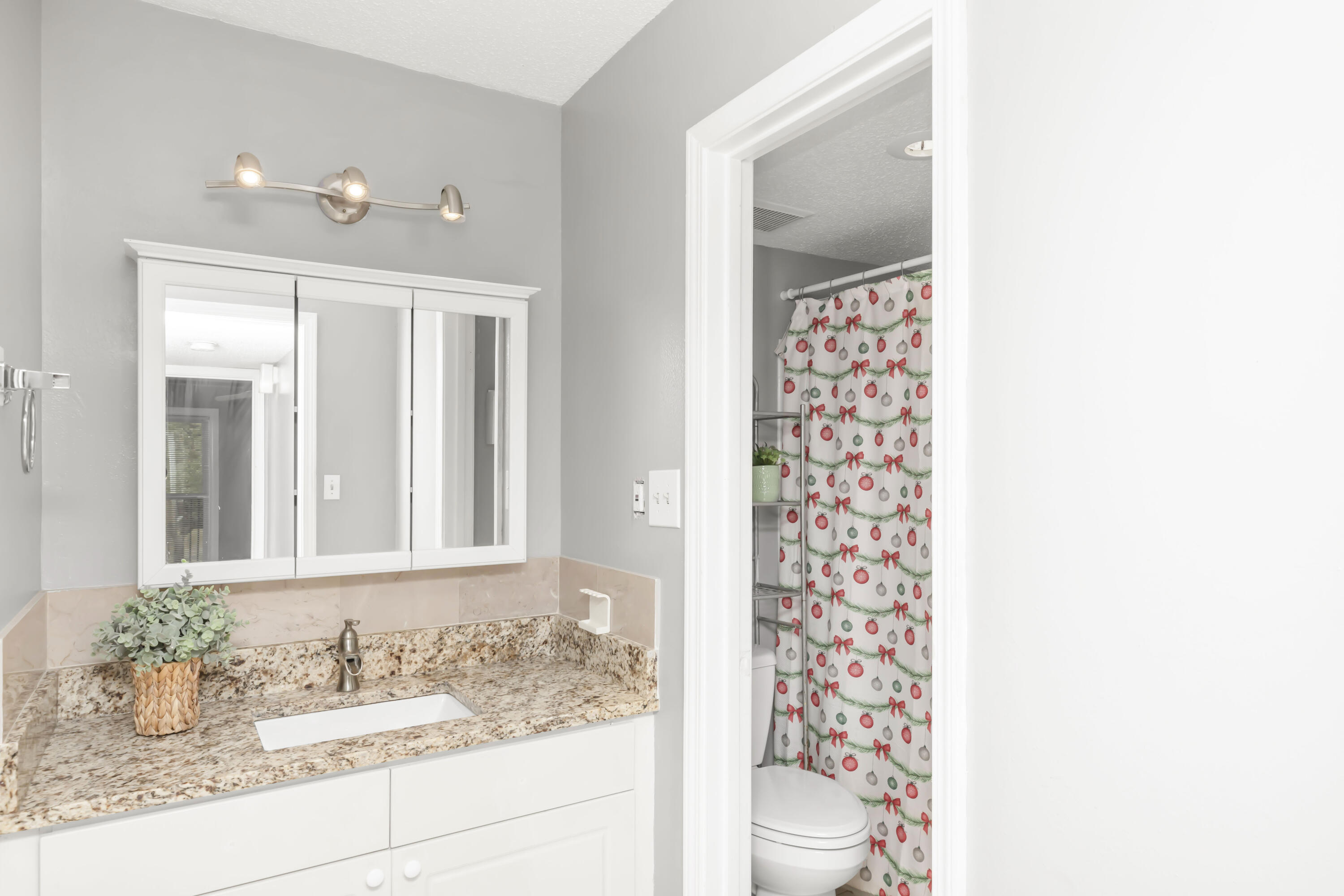 PIER ONE CONDO - Residential Lease