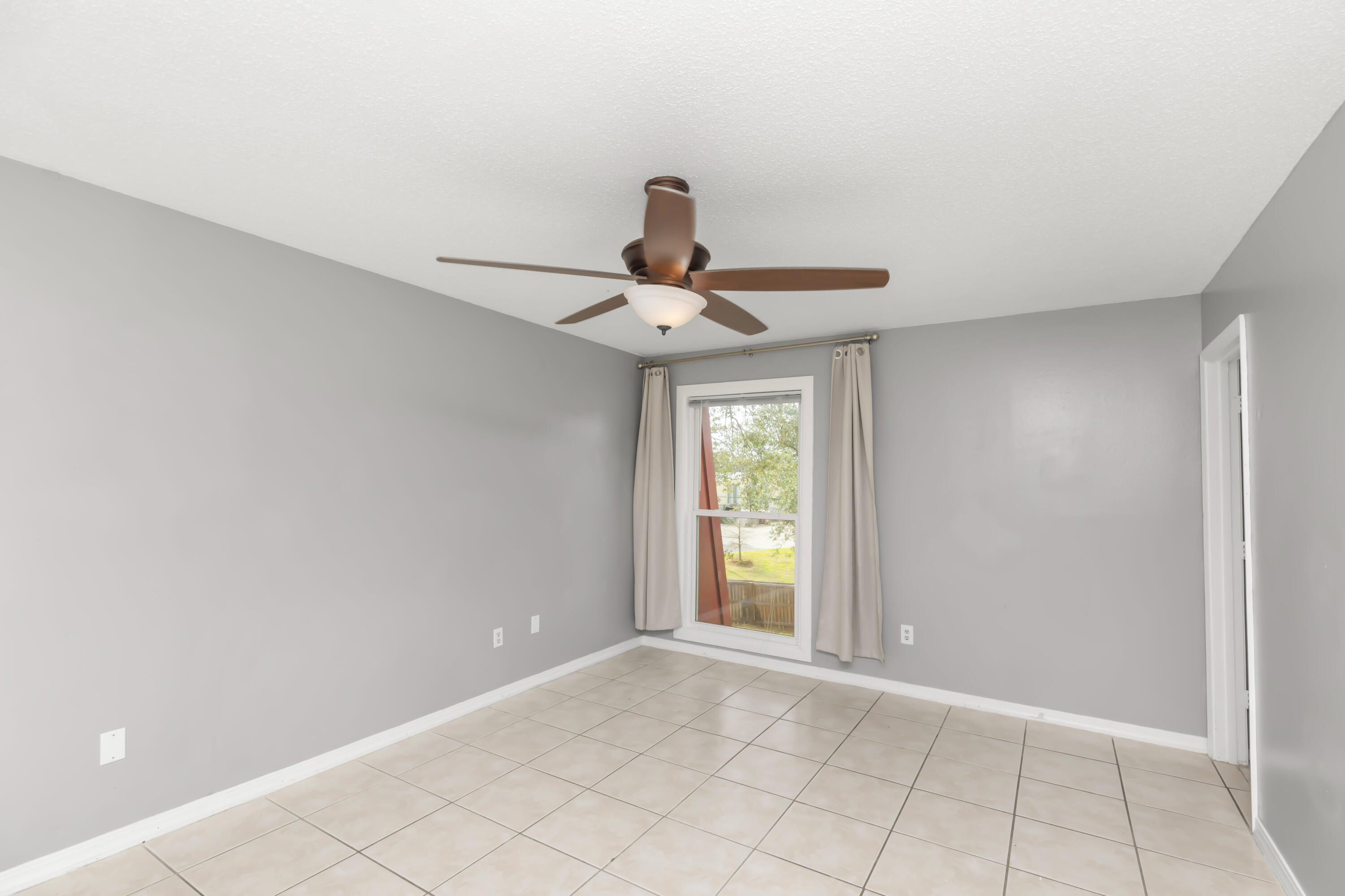 PIER ONE CONDO - Residential Lease