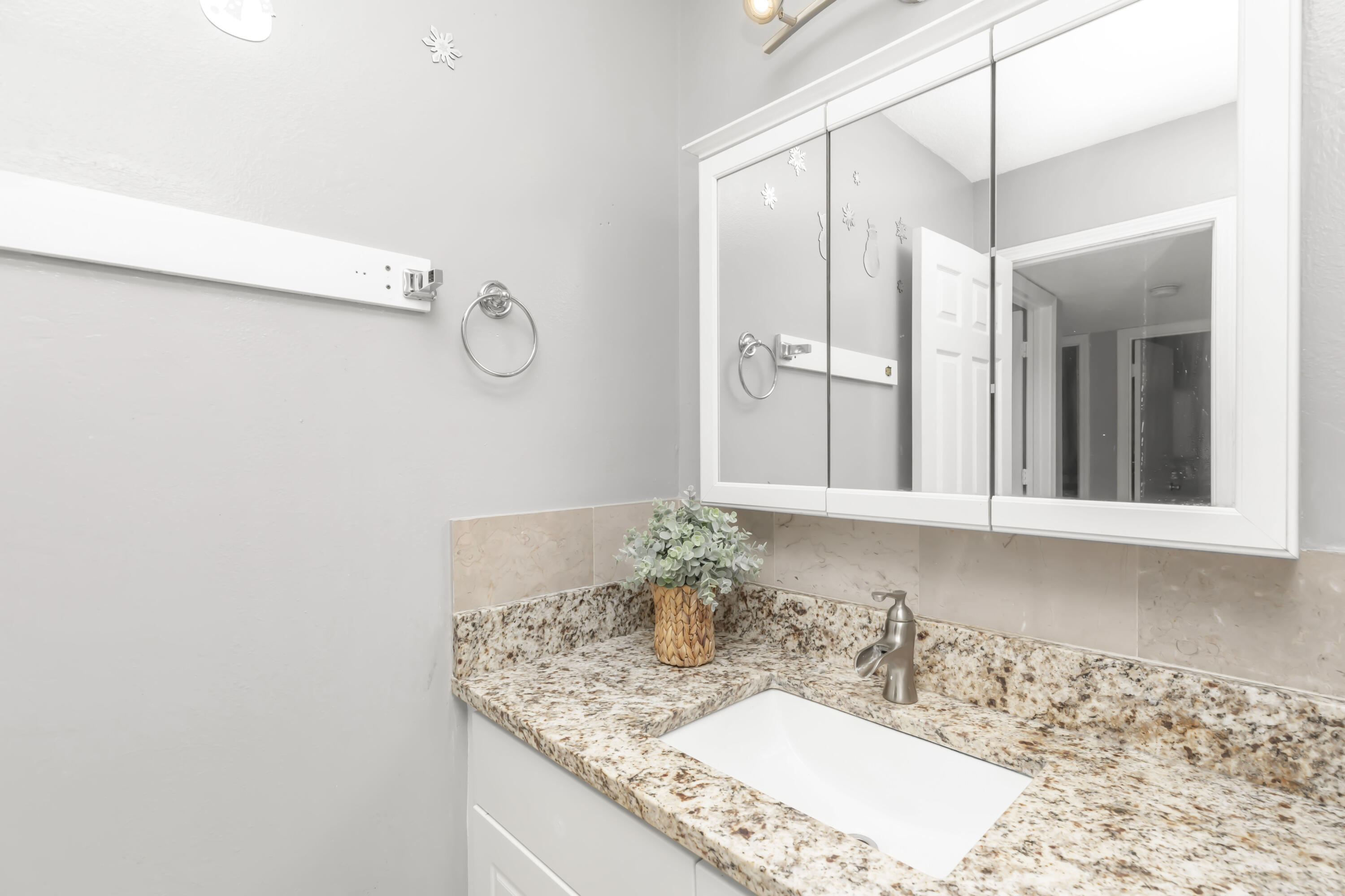 PIER ONE CONDO - Residential Lease