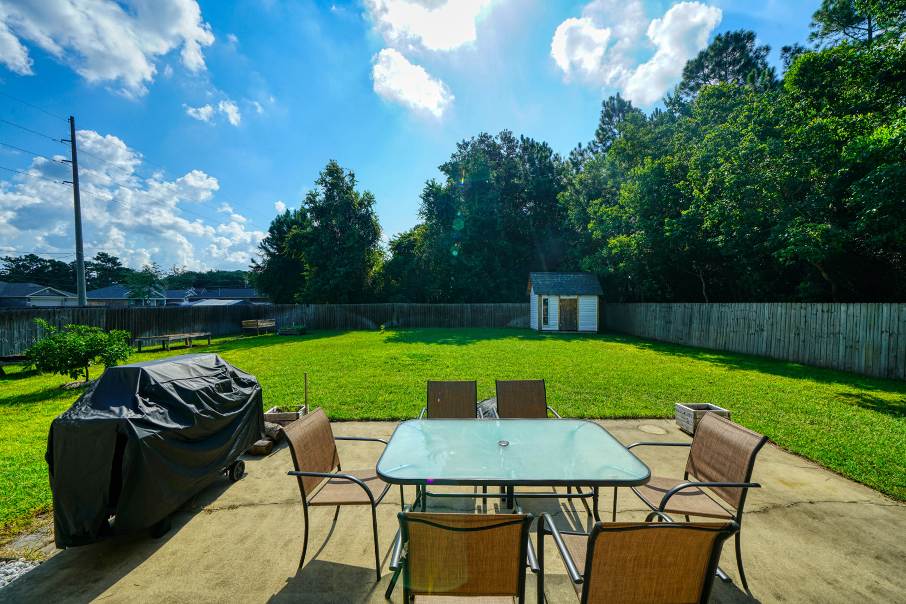 NAVARRE S/D 2ND ADDN - Residential