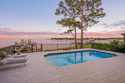 A home in Destin