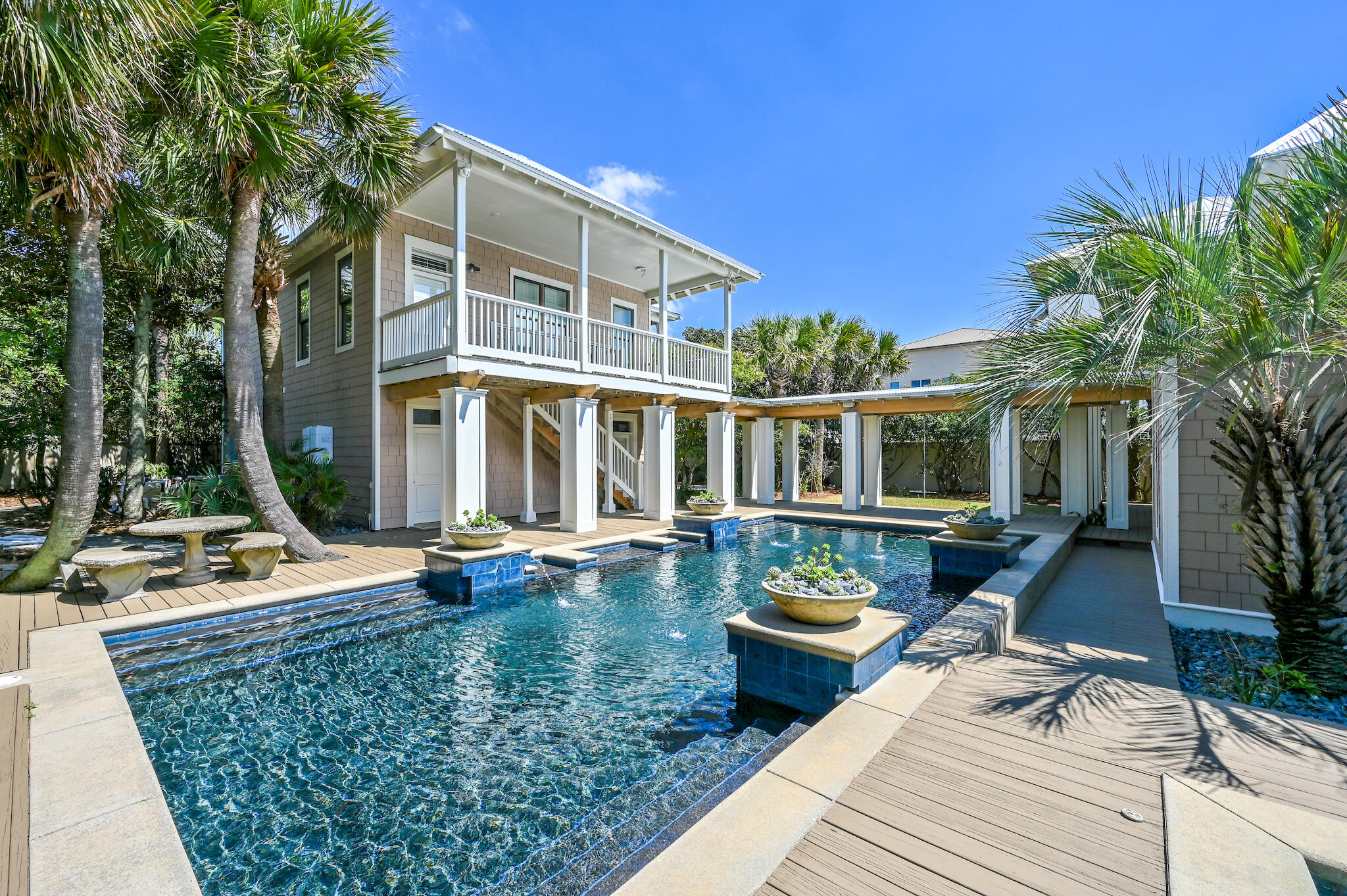 BEACH HIGHLAND - Residential