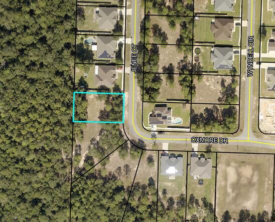 Build your dream home on this flat, ready-to-build lot in the highly desirable Homewood Estate community! This lot is perfectly situated for an effortless commute to the airport, military base, and the beaches of Ft. Walton and Destin. Enjoy the convenience of being just minutes from Blackstone Golf Course. Don't miss this opportunity to create your ideal home in a prime location!