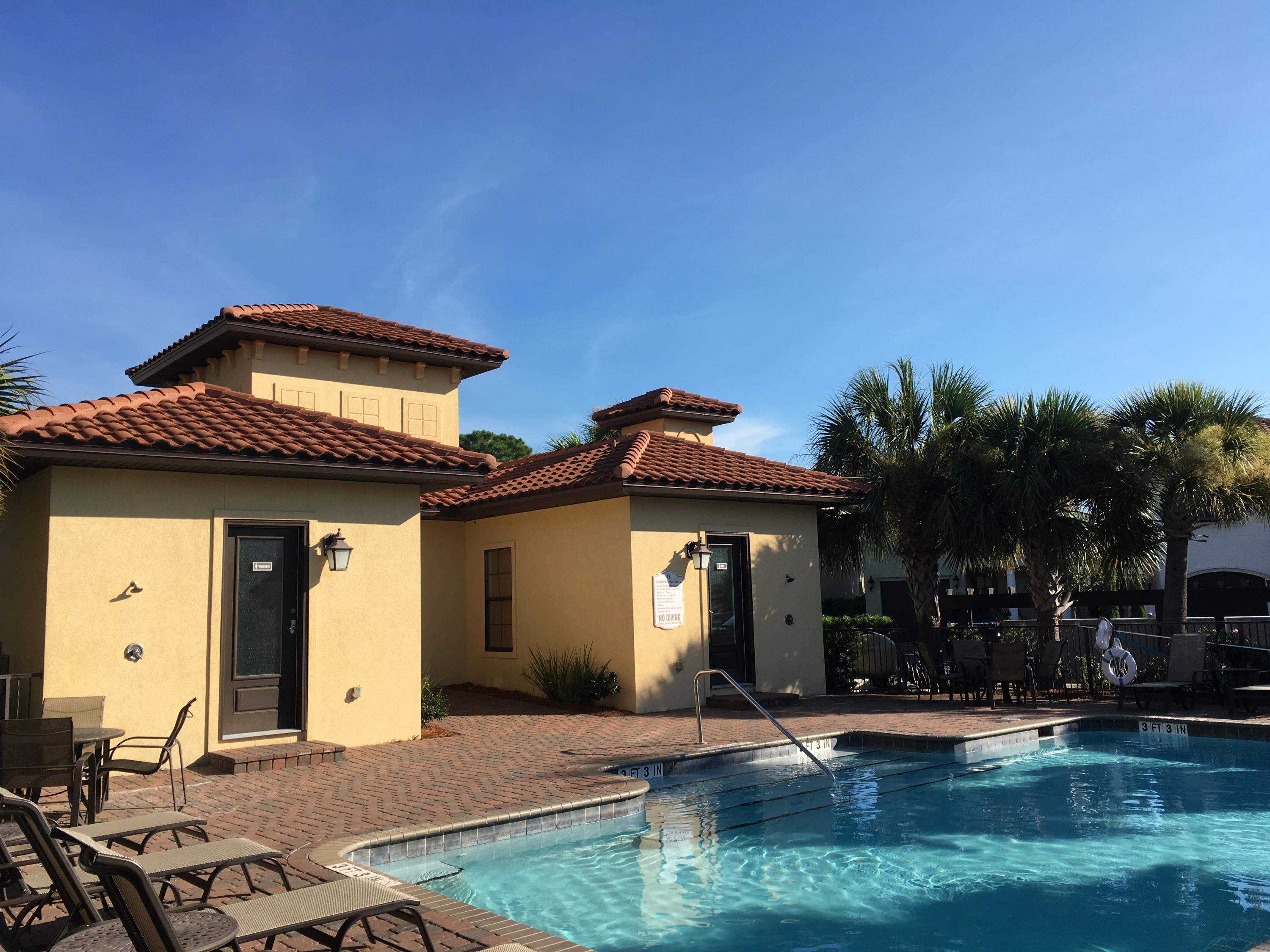 VILLA LAGO - Residential