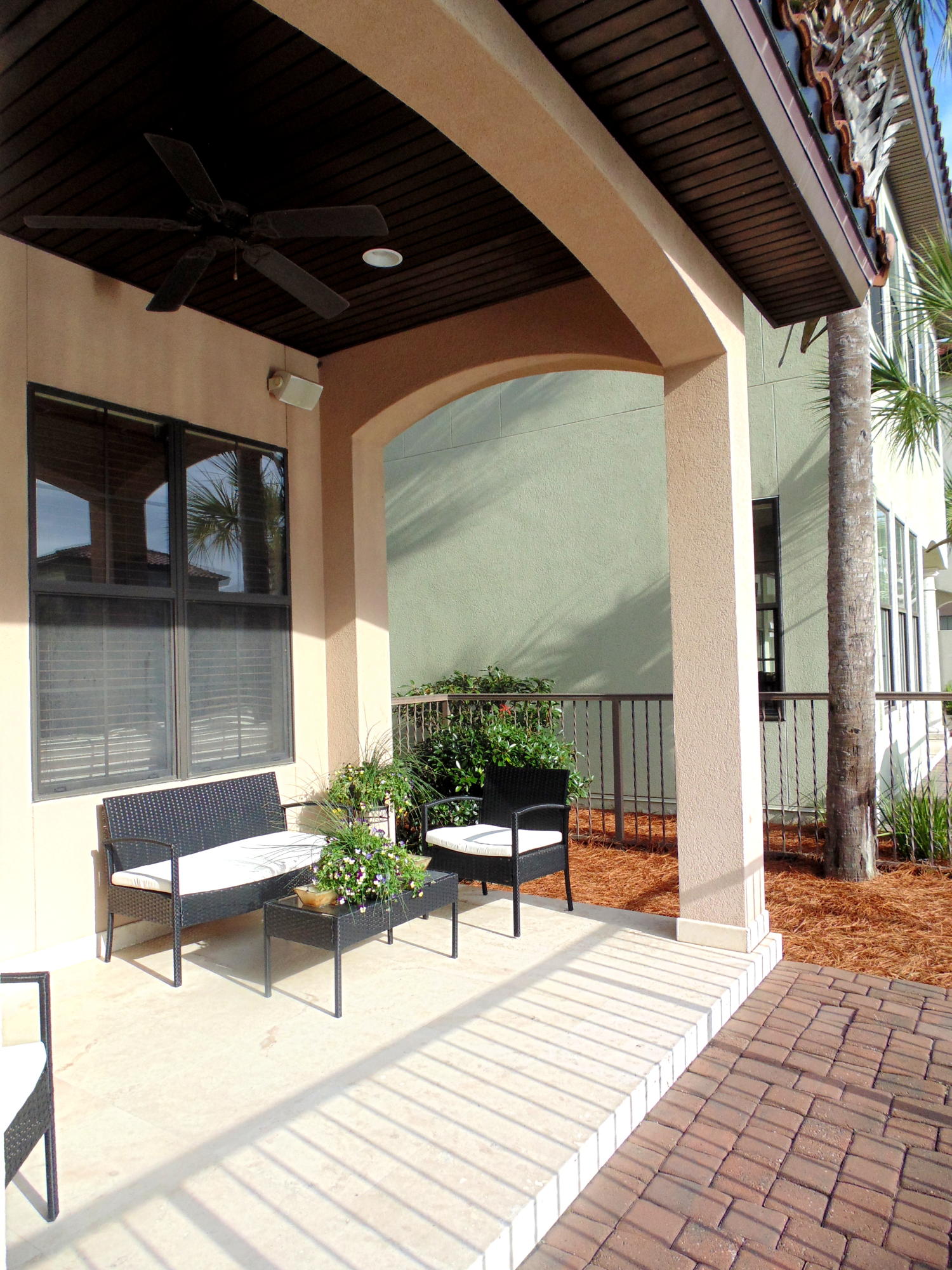 VILLA LAGO - Residential