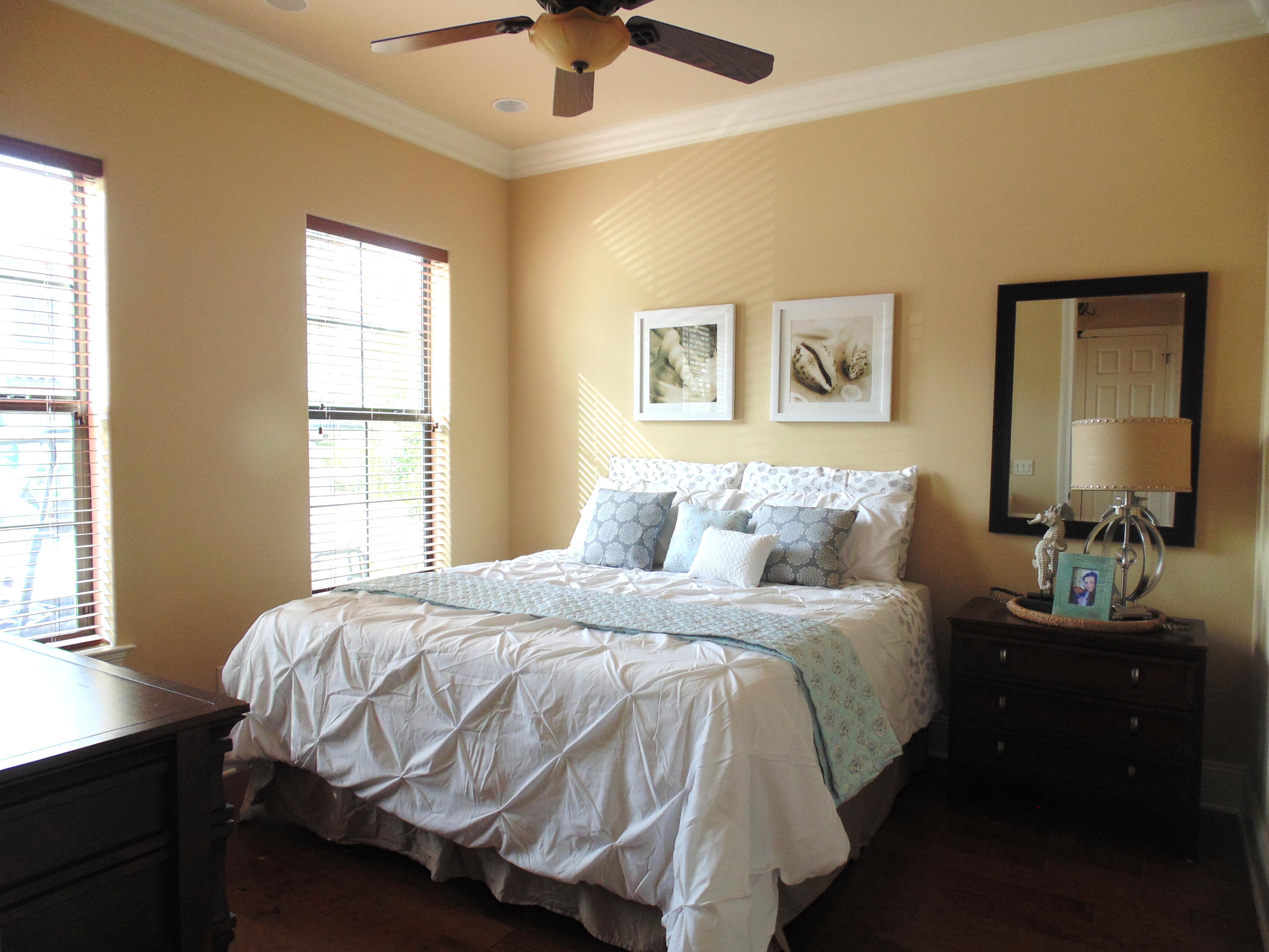 VILLA LAGO - Residential