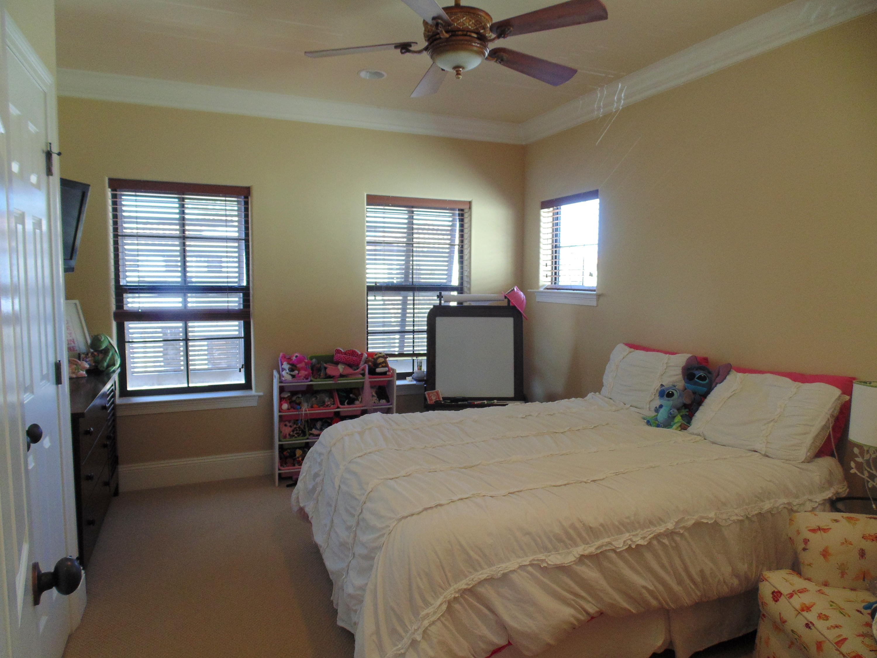 VILLA LAGO - Residential