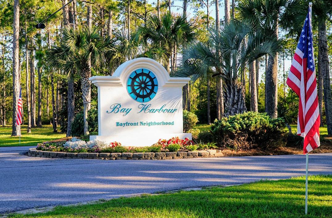 80 feet Bay Front on Choctawhatchee Bay!
