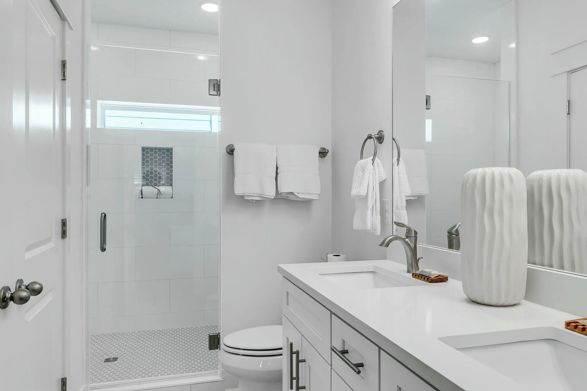 Santa Rosa Beach, Florida 32459, United States, 4 Bedrooms Bedrooms, ,5 BathroomsBathrooms,Residential,Active,4137