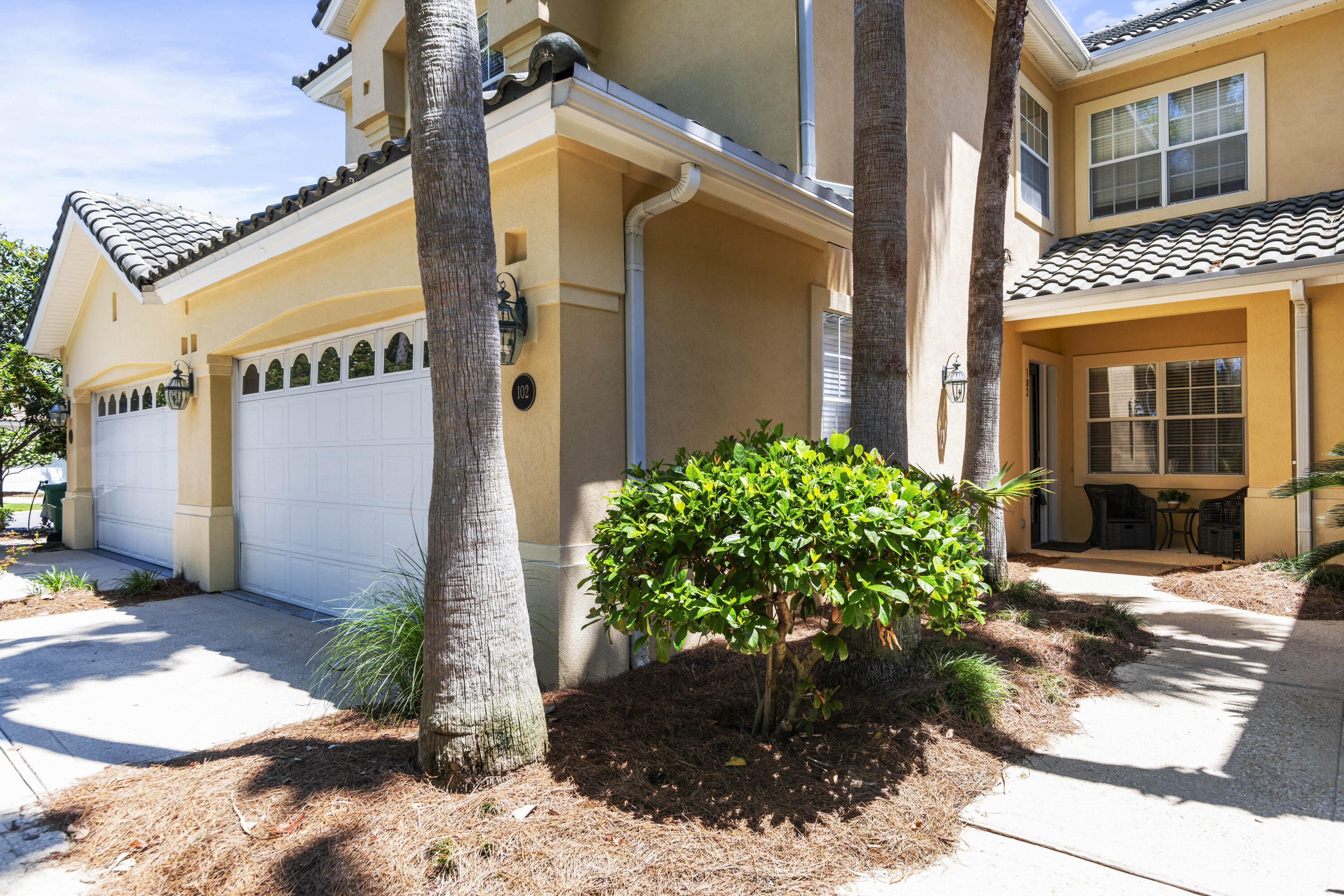 REGATTA BAY - Residential