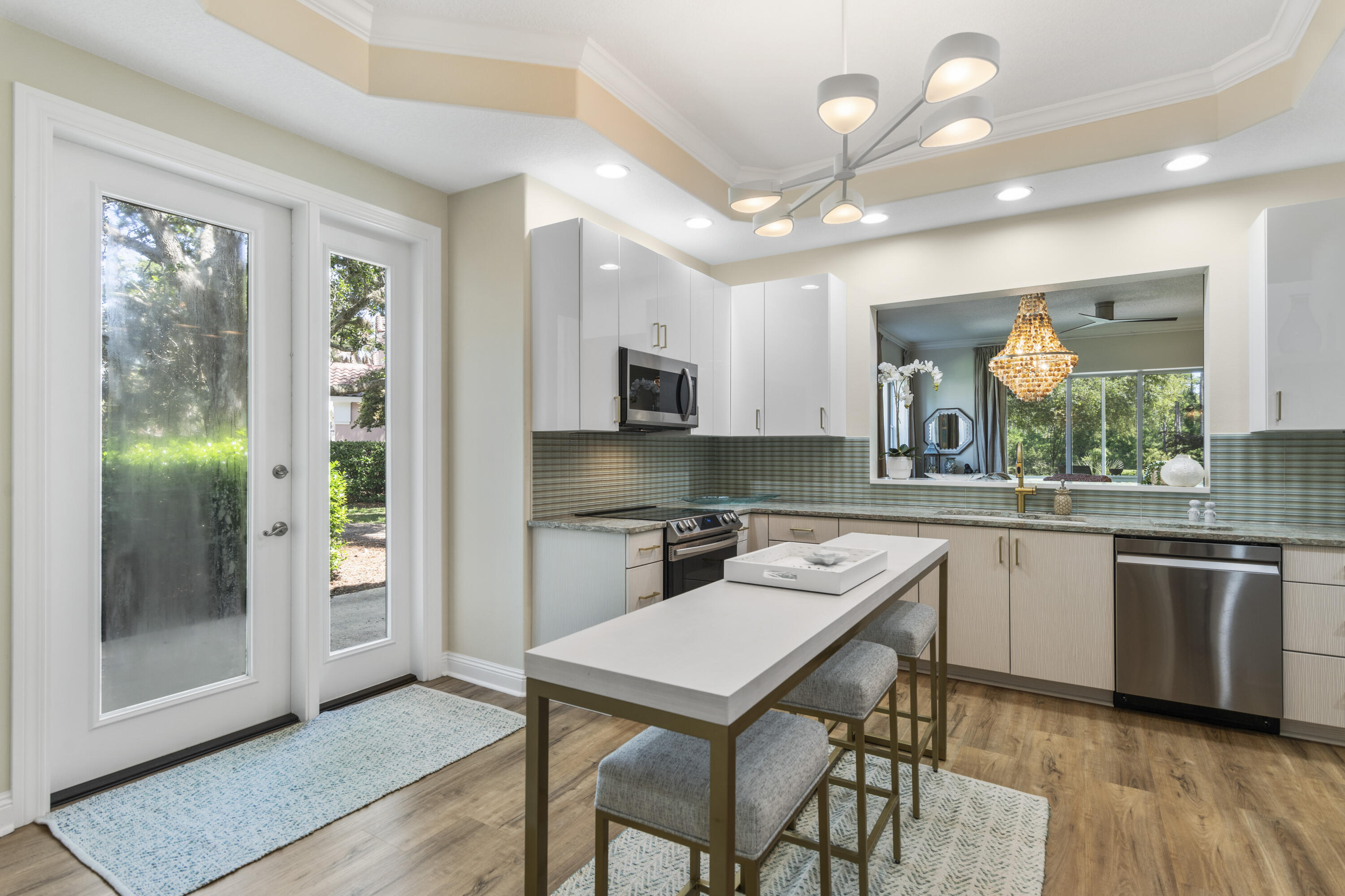 REGATTA BAY - Residential