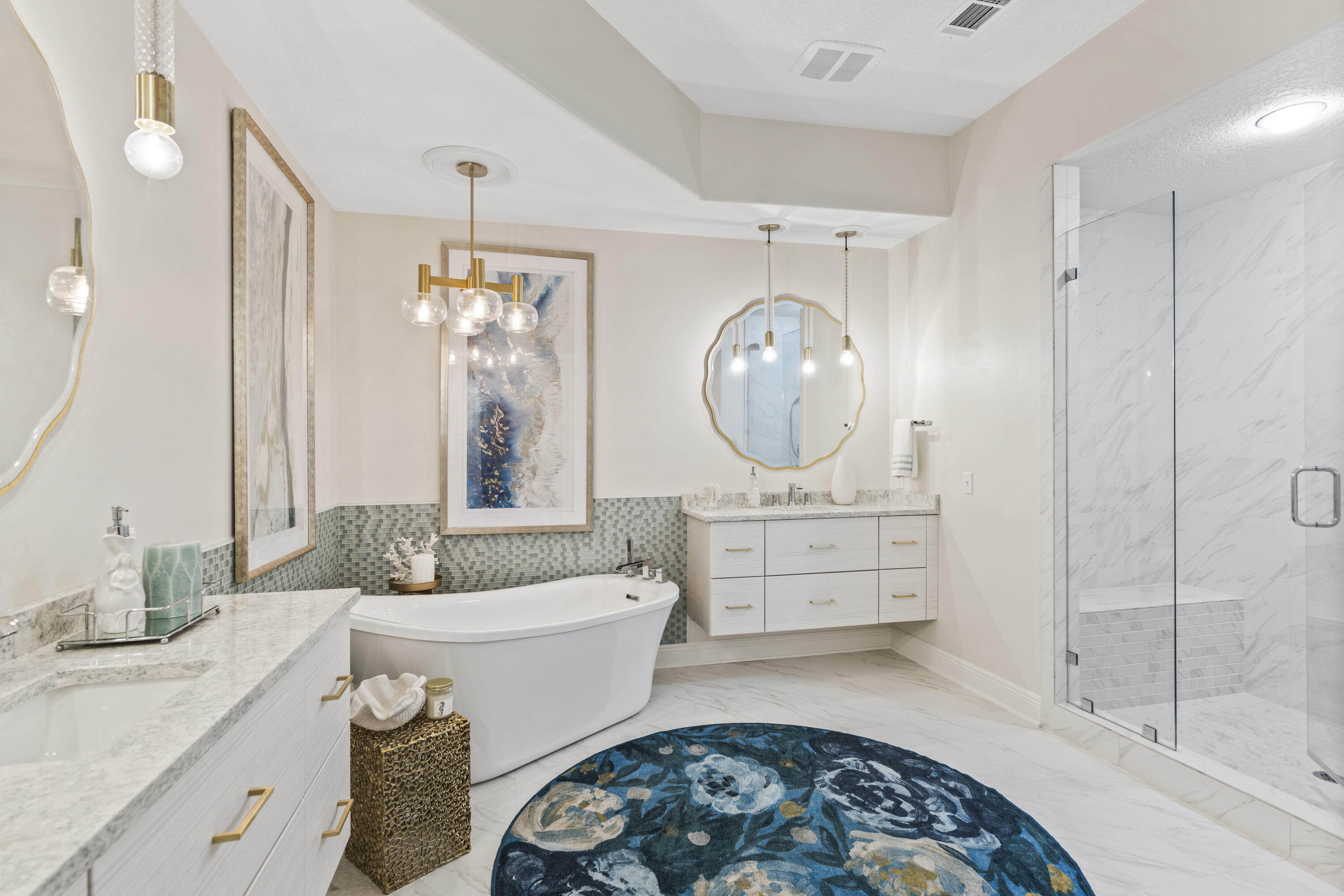 REGATTA BAY - Residential