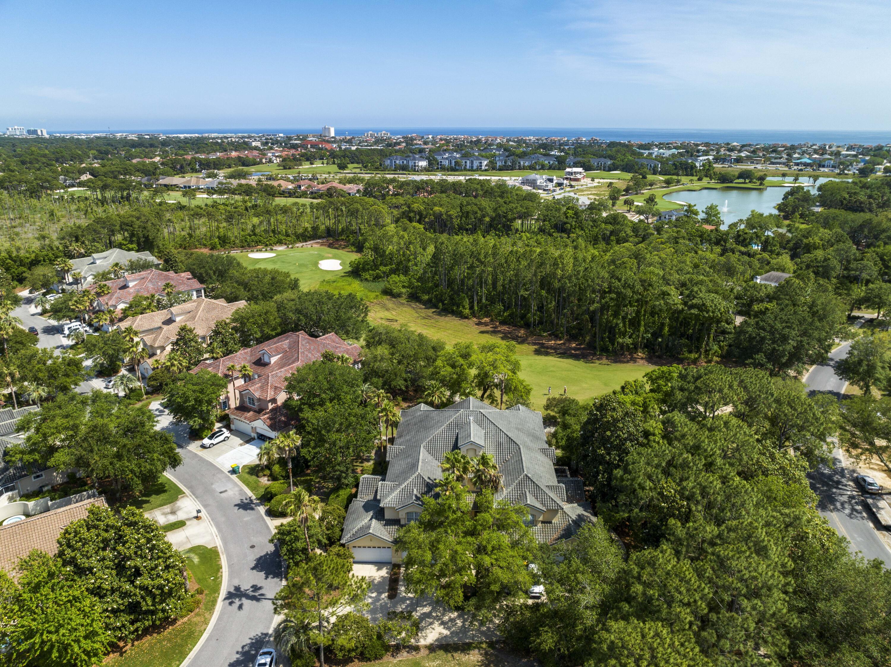 REGATTA BAY - Residential