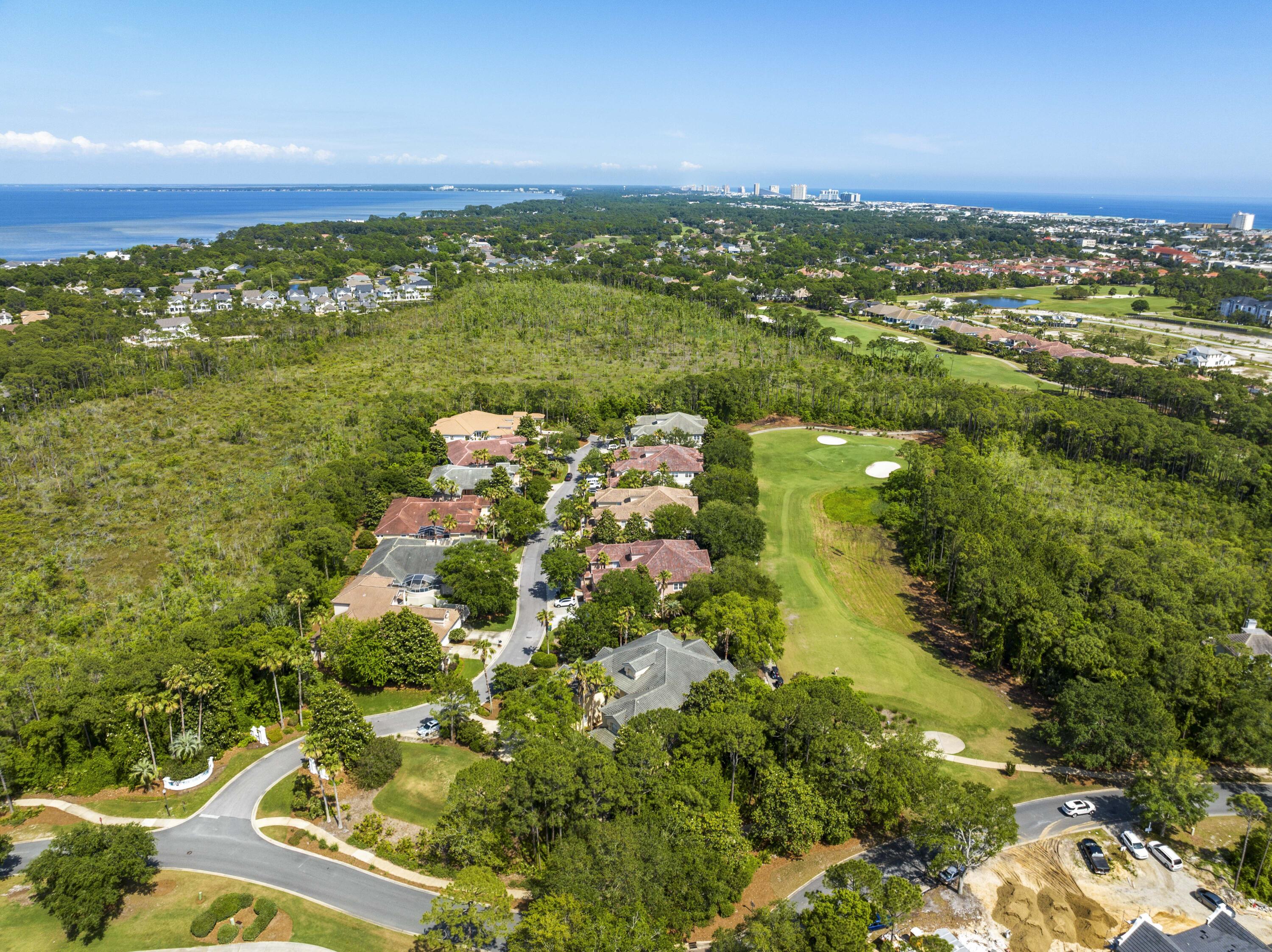 REGATTA BAY - Residential