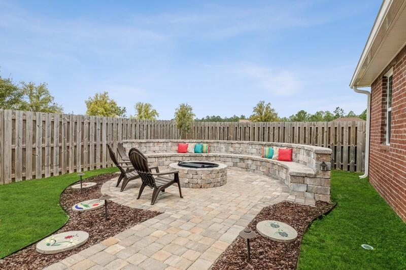 HAMMOCK BAY - Residential