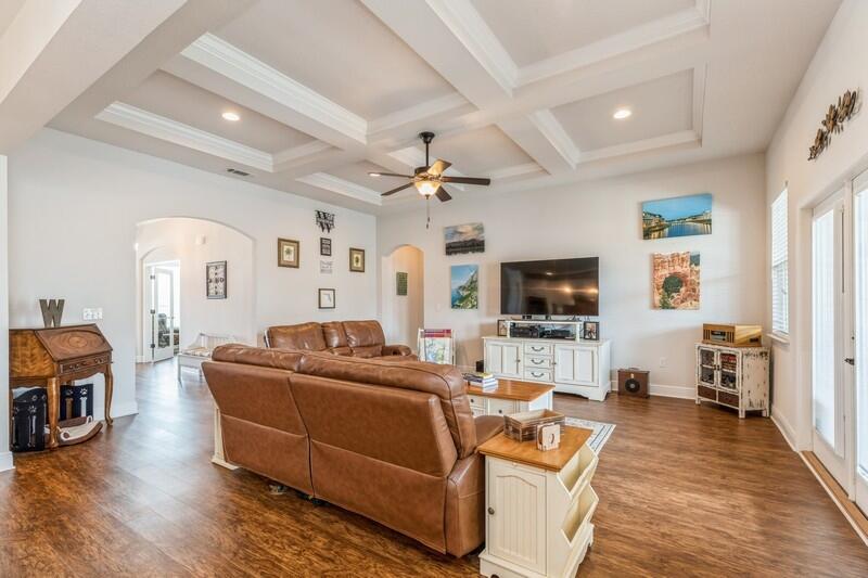 HAMMOCK BAY - Residential