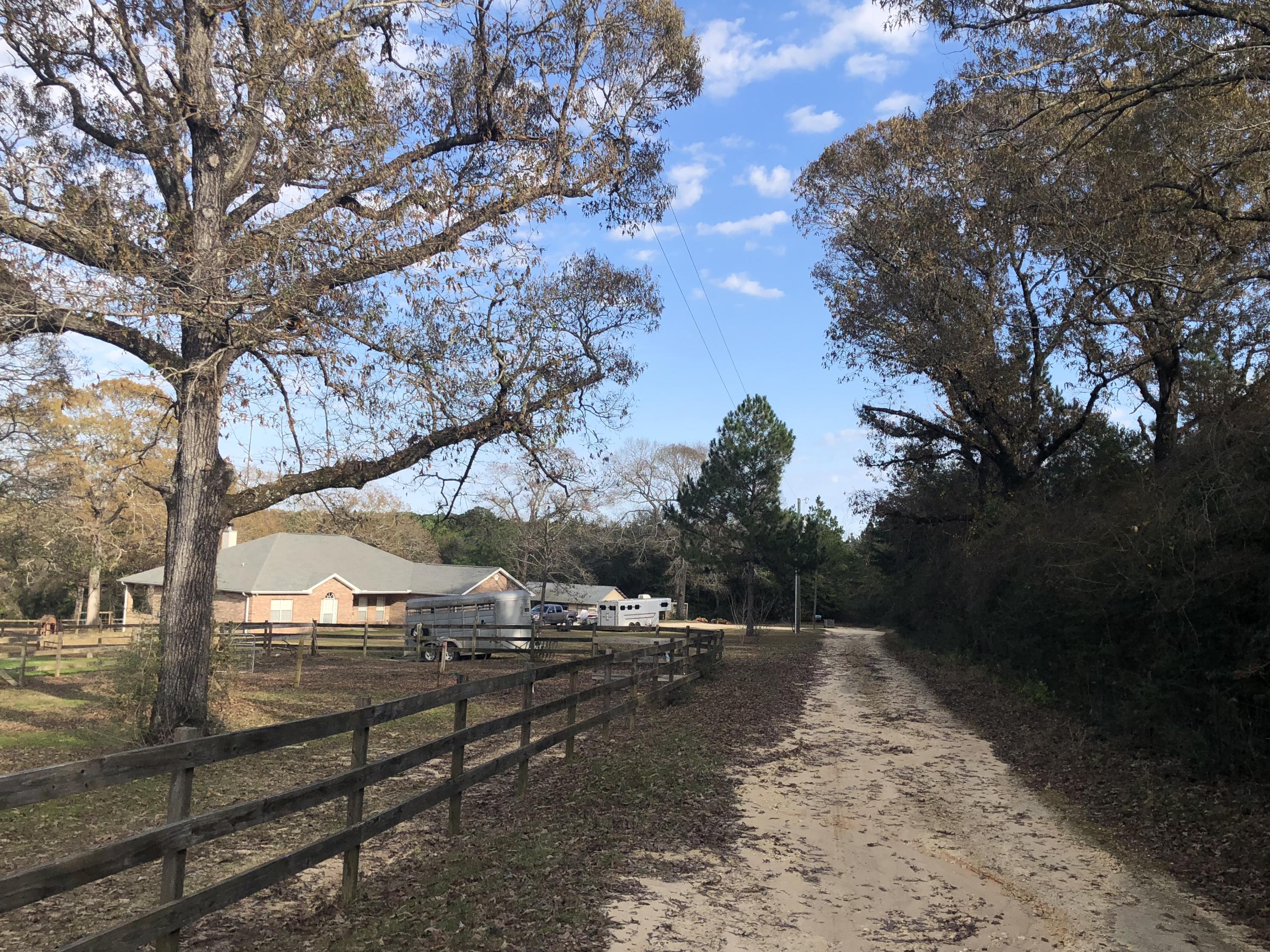 METES & BOUNDS - Farm