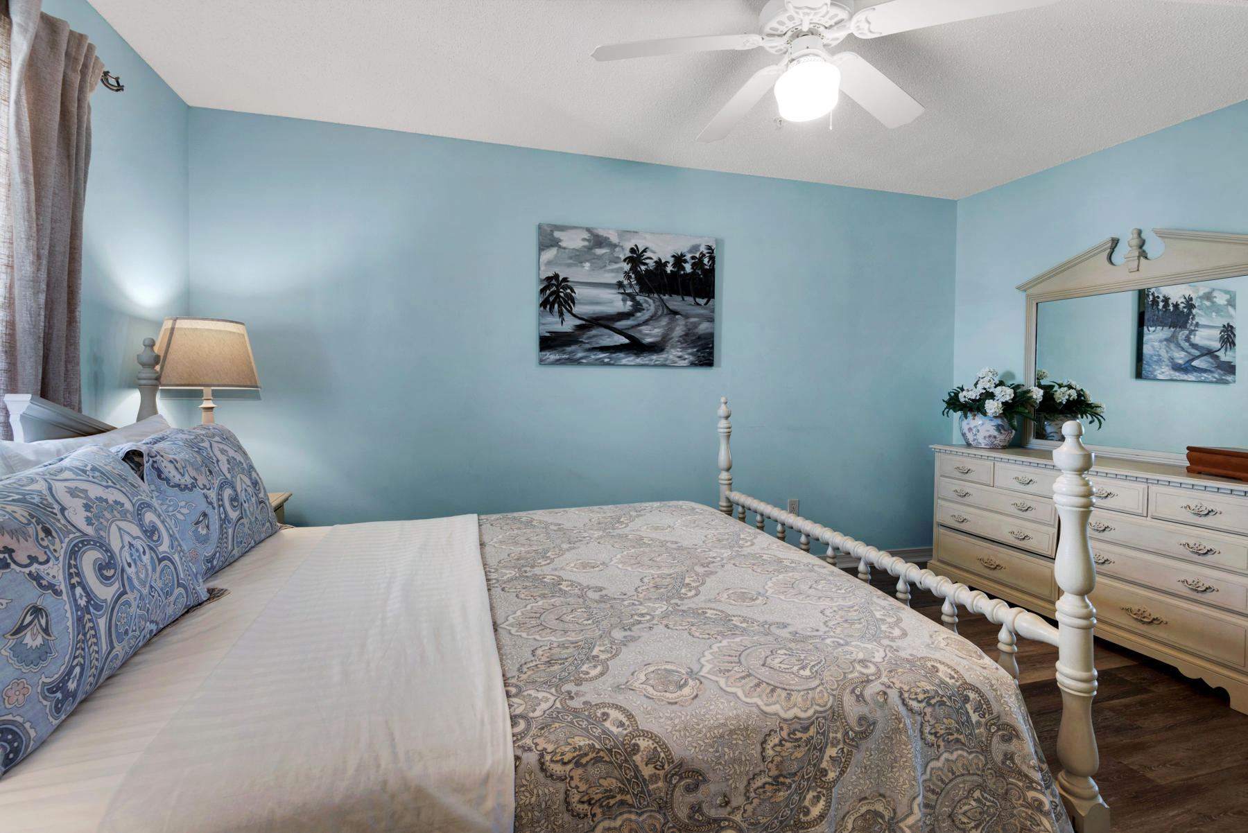 SUNSET HARBOUR VILLAS CONDO - Residential