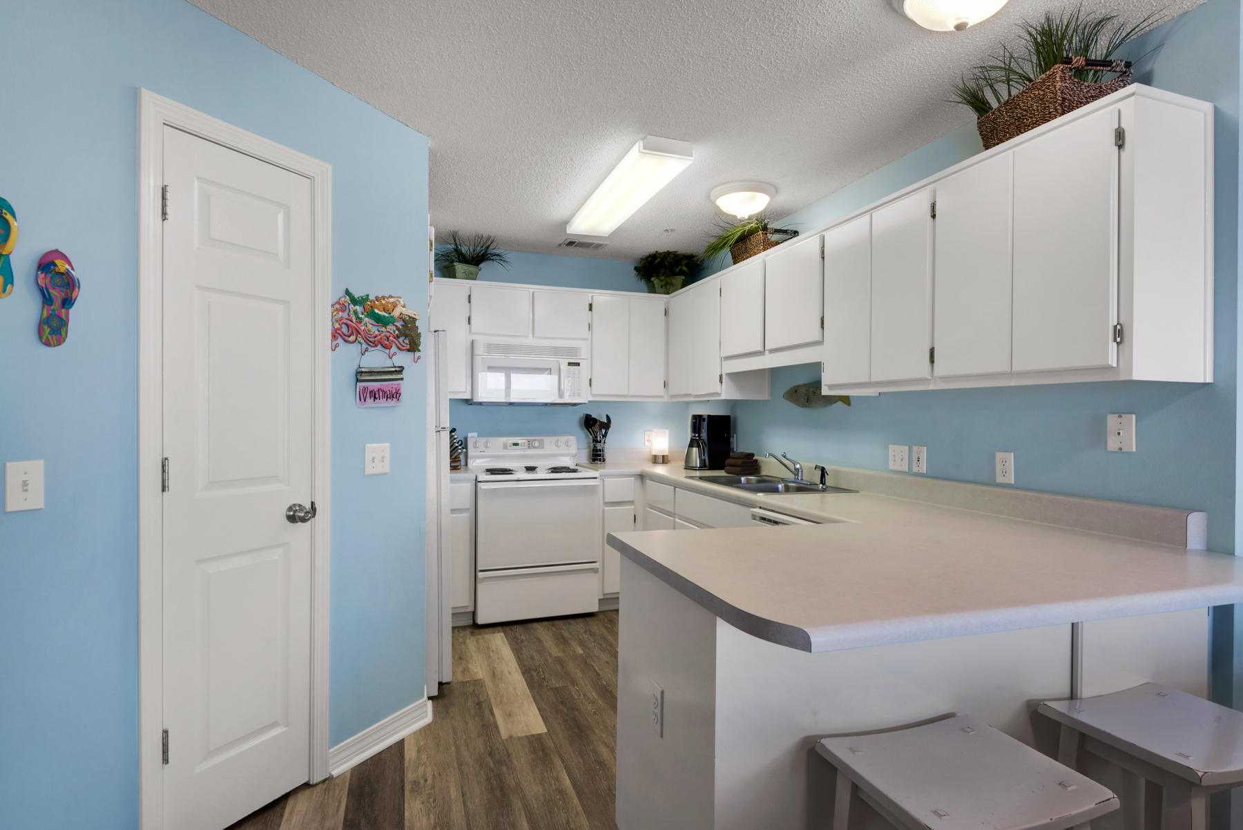 SUNSET HARBOUR VILLAS CONDO - Residential