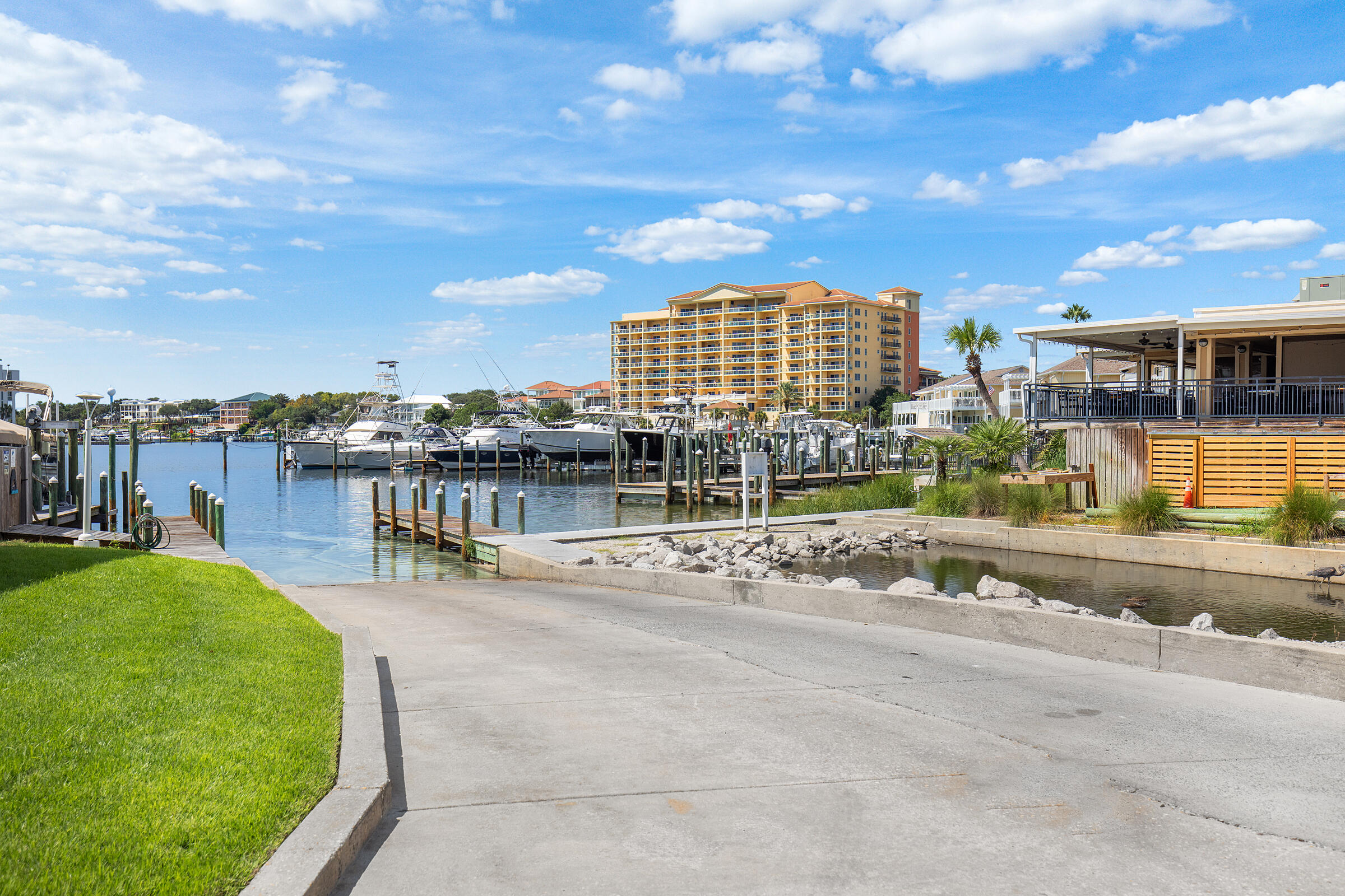 SANDPIPER COVE PH 03 - Residential