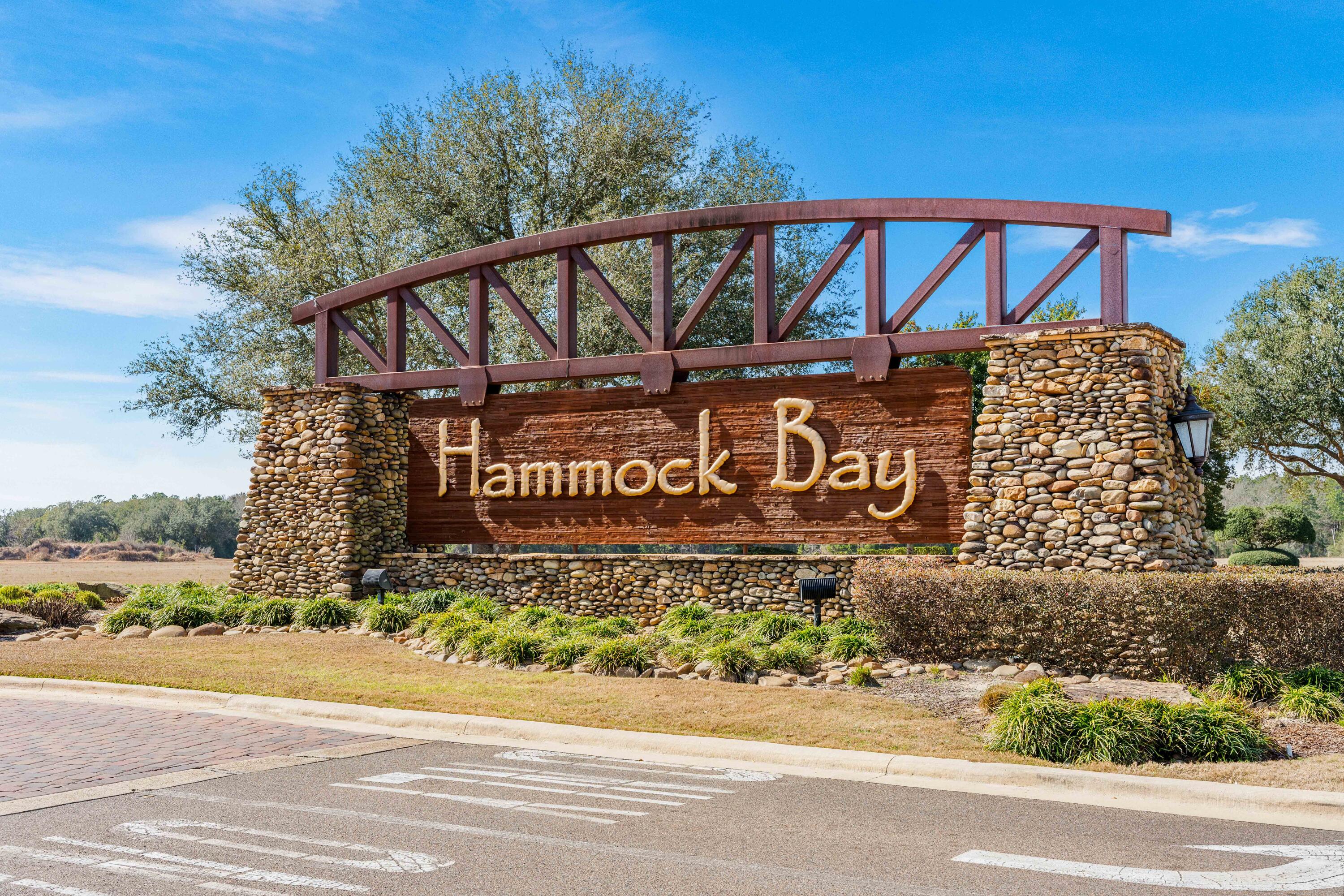 HAMMOCK BAY - Residential