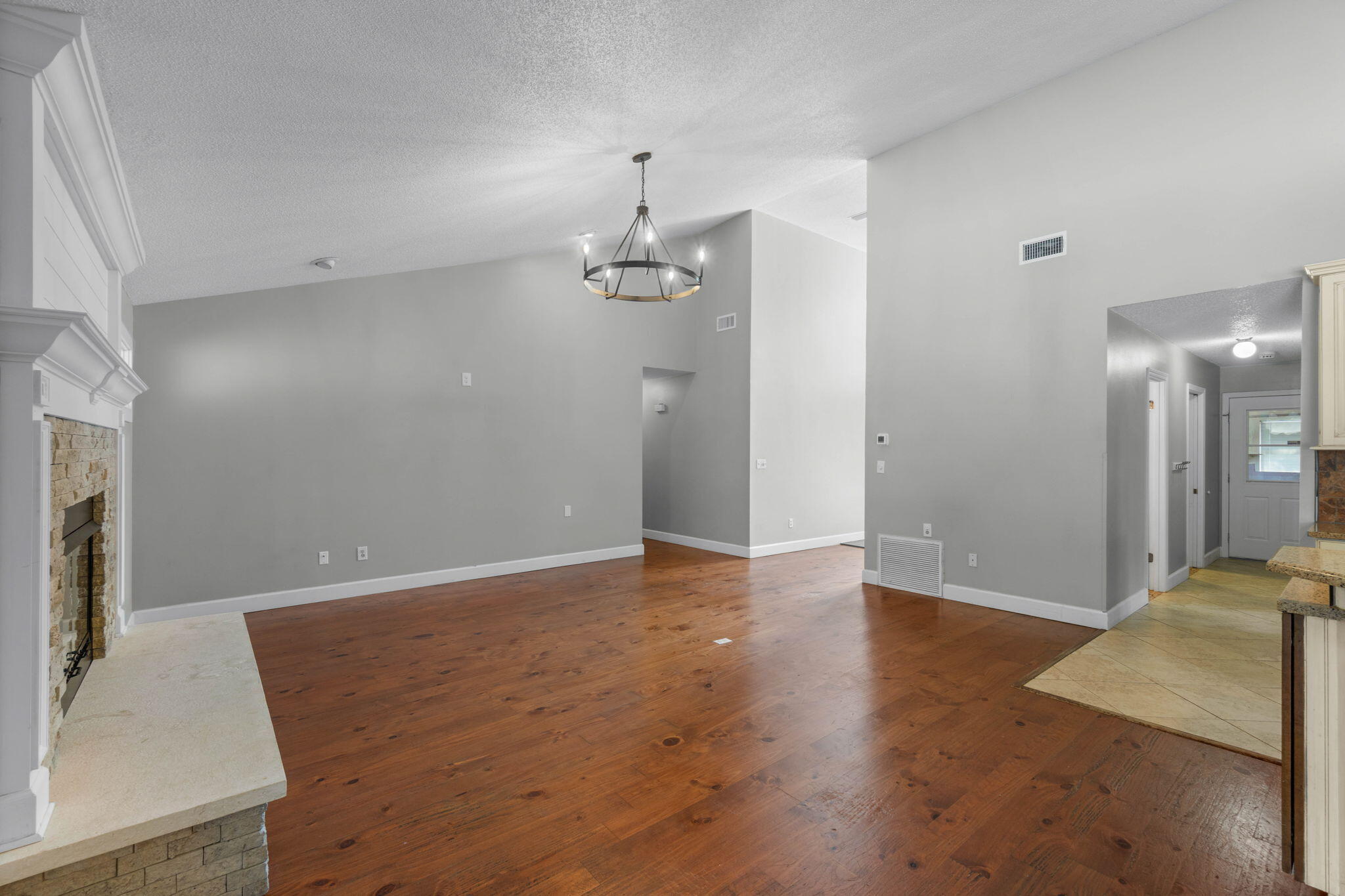 HANDS COVE - Residential Lease
