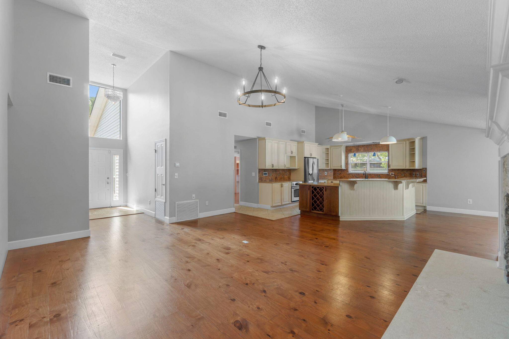 HANDS COVE - Residential Lease