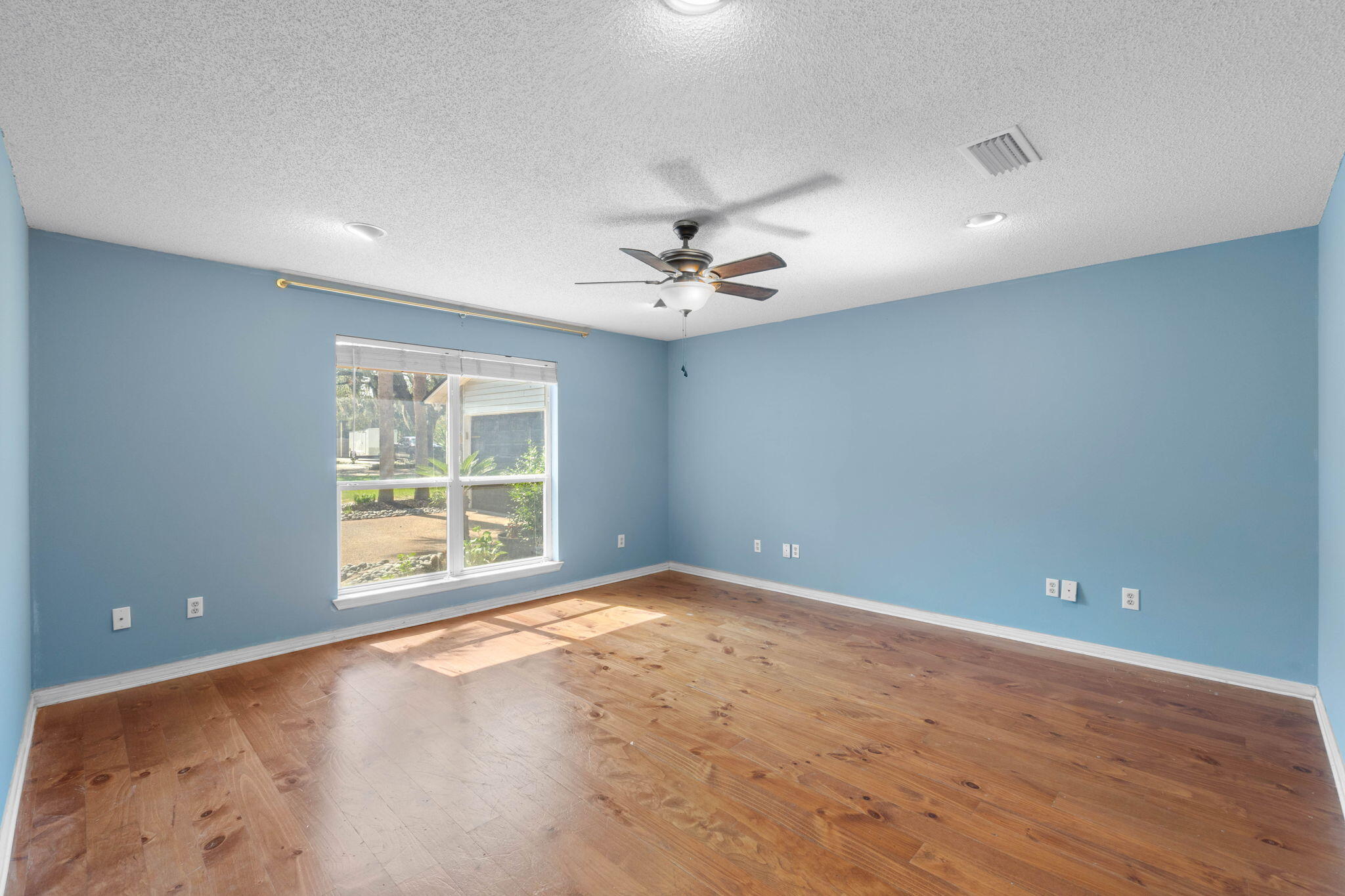 HANDS COVE - Residential Lease