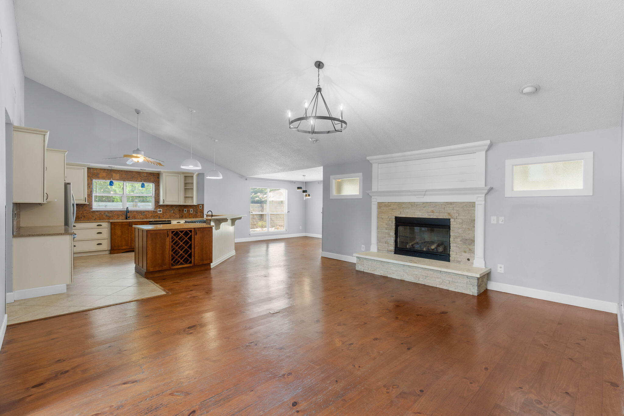 HANDS COVE - Residential Lease