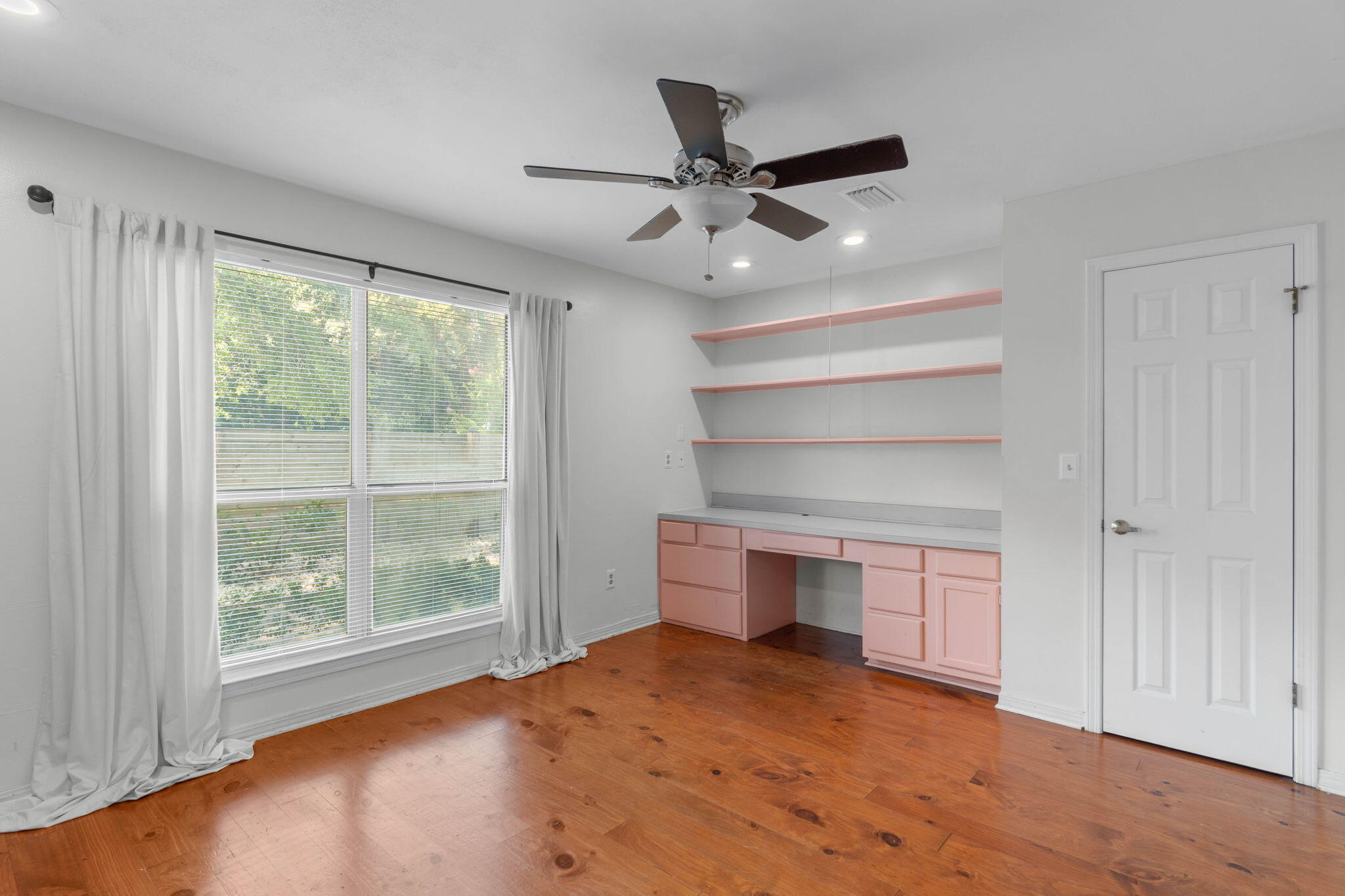 HANDS COVE - Residential Lease