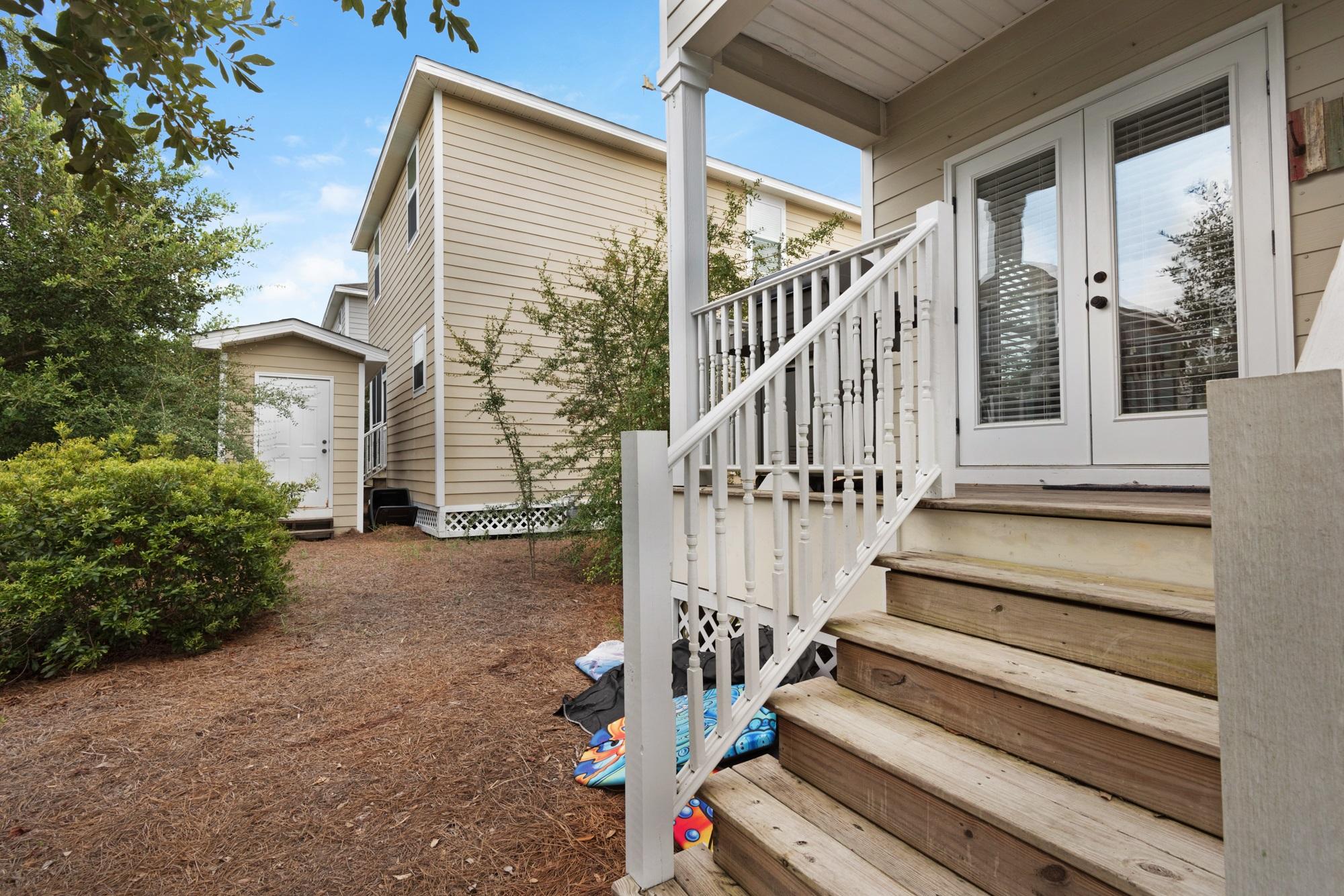 SANTA ROSA GOLF VILLAS - Residential