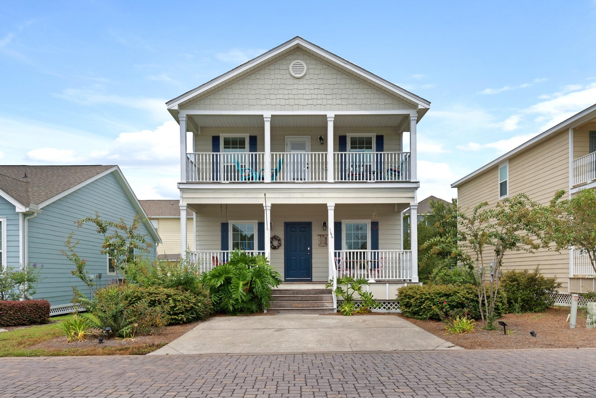 SANTA ROSA GOLF VILLAS - Residential