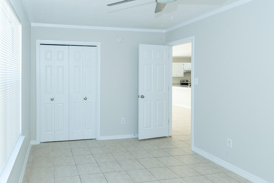 MILLS LANDING - Residential Lease
