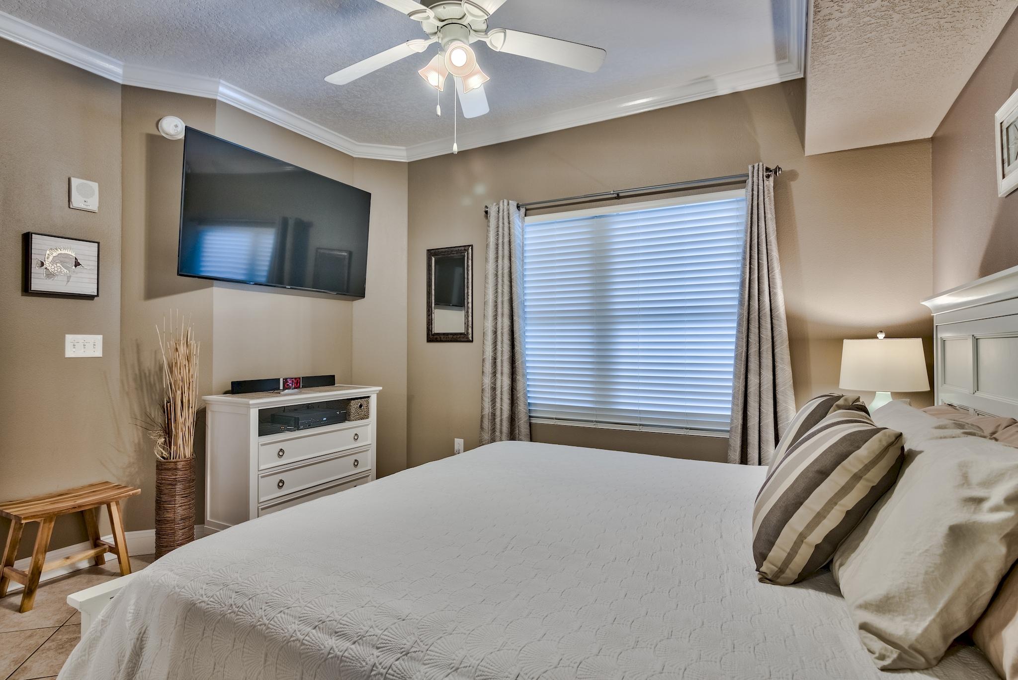 PALAZZO CONDOMINIUM - Residential