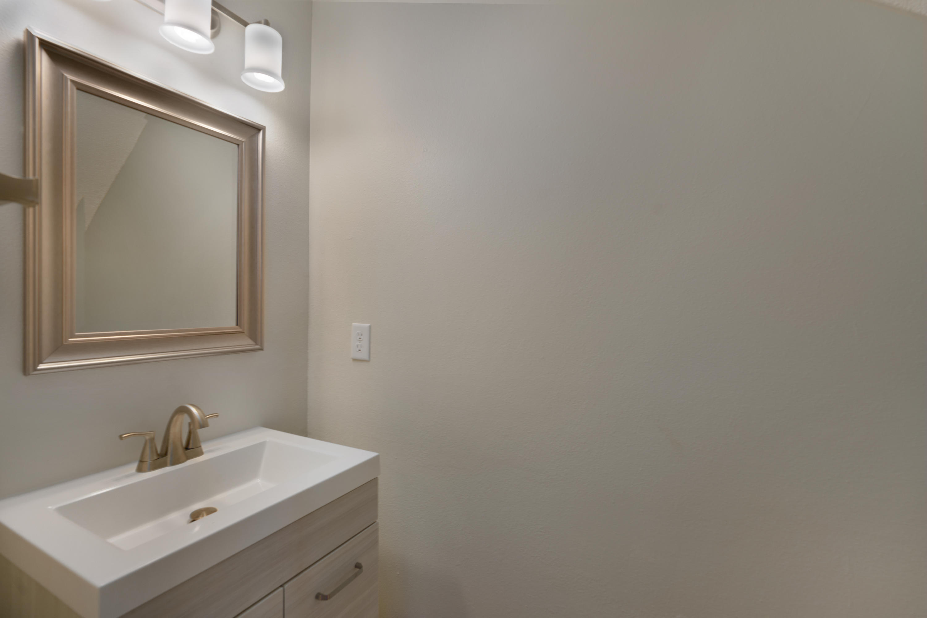 BRITTS MANOR S/D - Residential