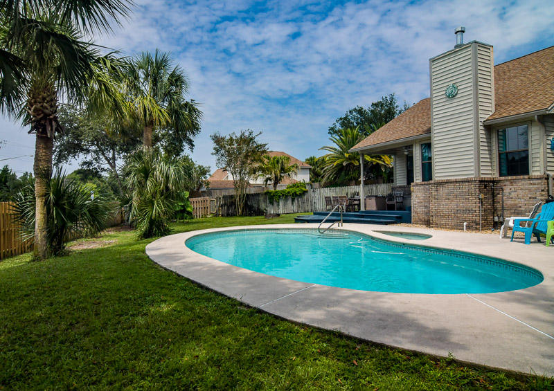 RUSHLIN PARK S/D - Residential