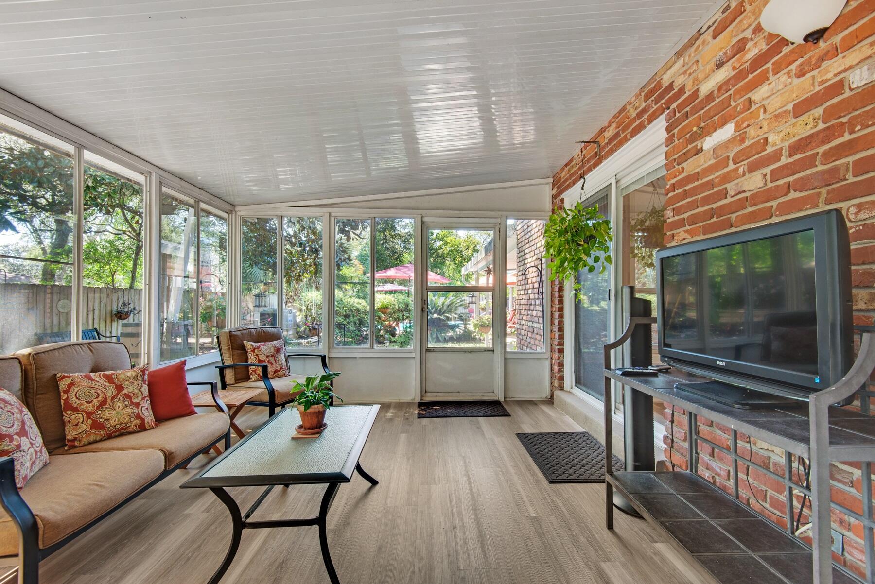 FOREST PARK - Residential