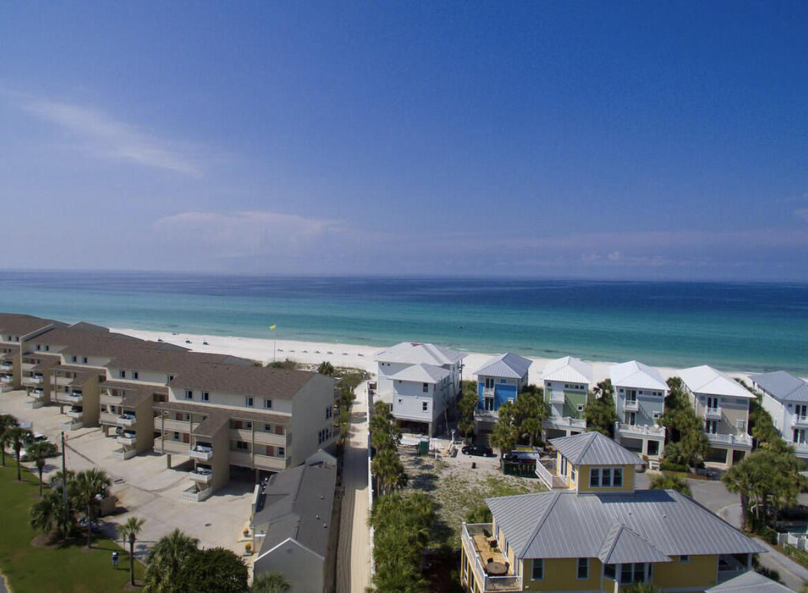 RAMSGATE HARBOUR PH 4 CONDO - Residential