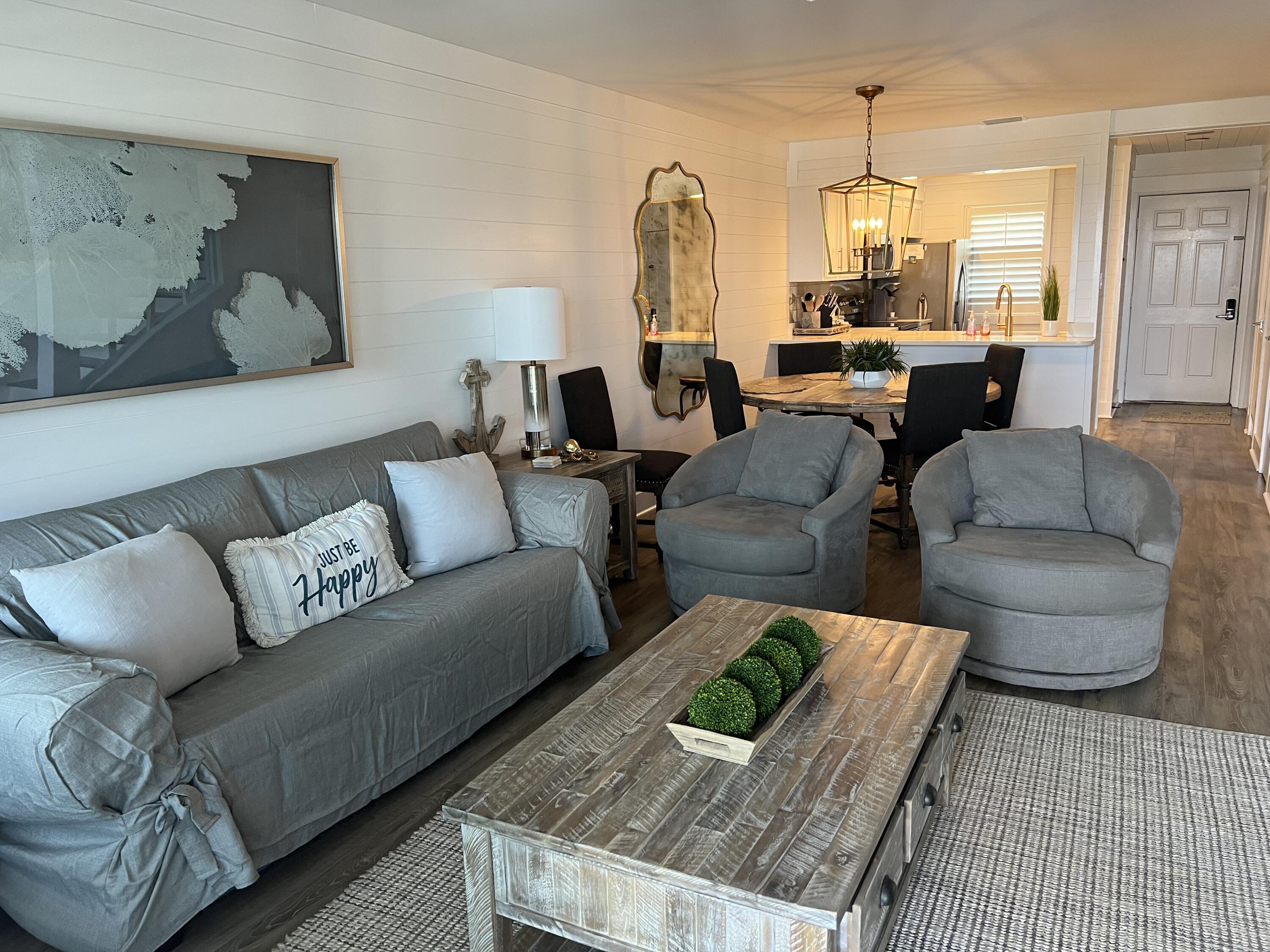 RAMSGATE HARBOUR PH 4 CONDO - Residential